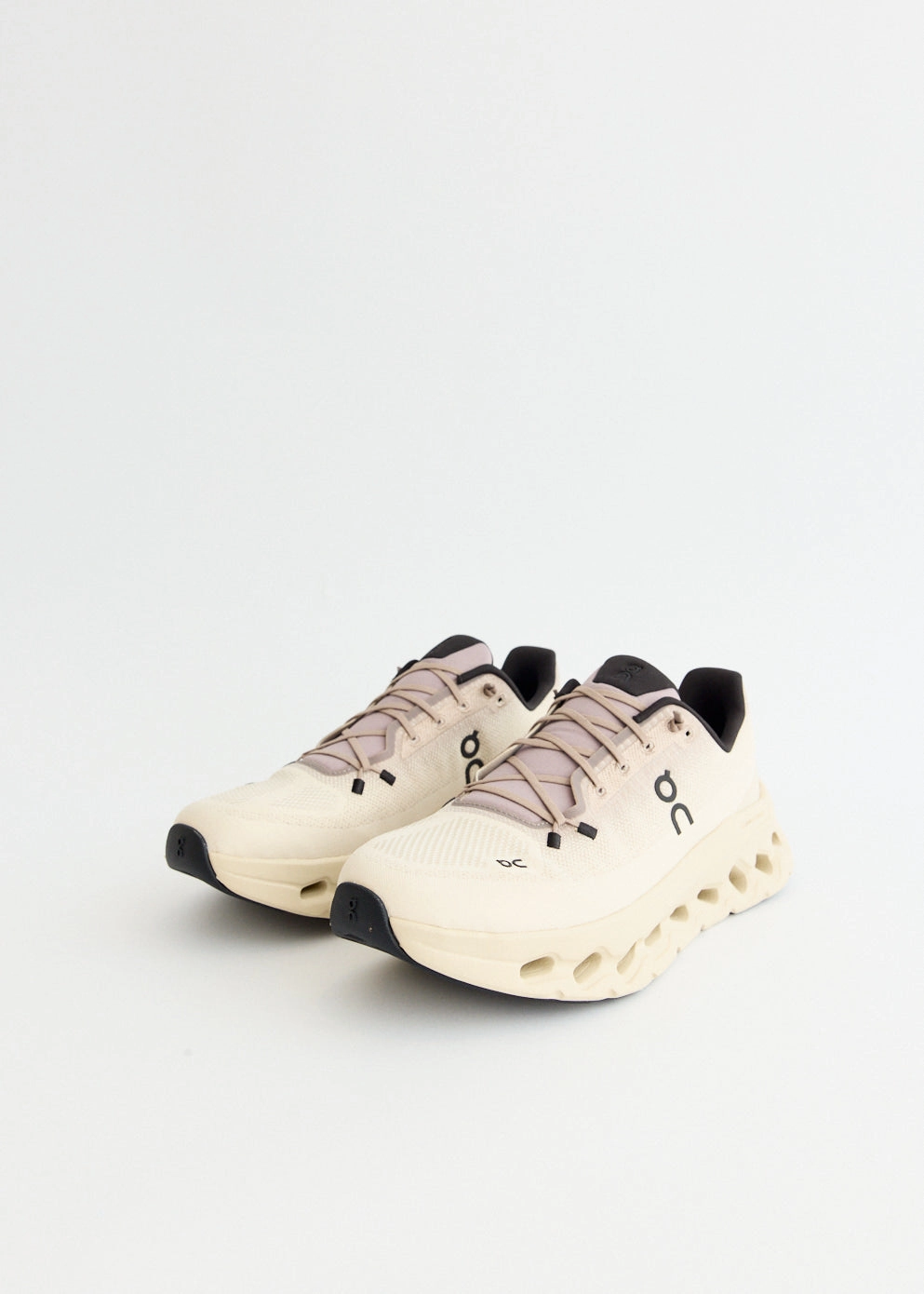 Quilted Leather Clutch Cloudtilt 'Cinder' Sneakers
