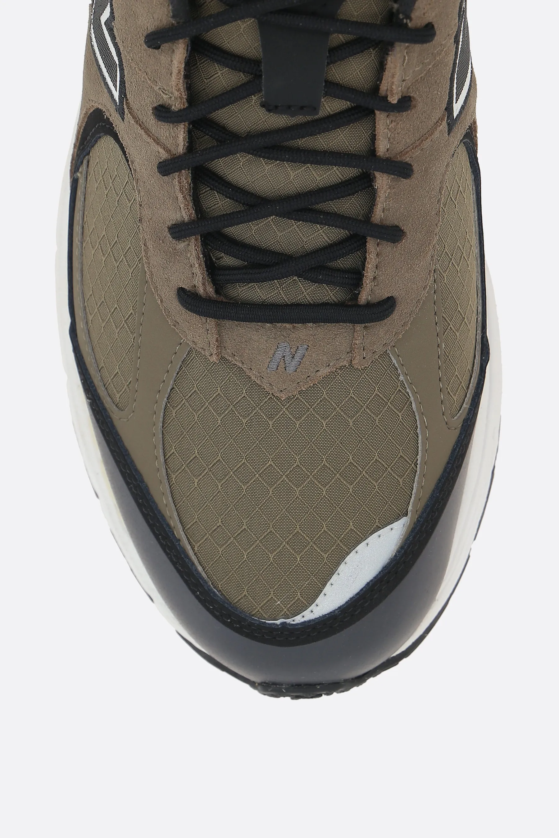 2002R sneakers in suede and GORE-TEX fabric