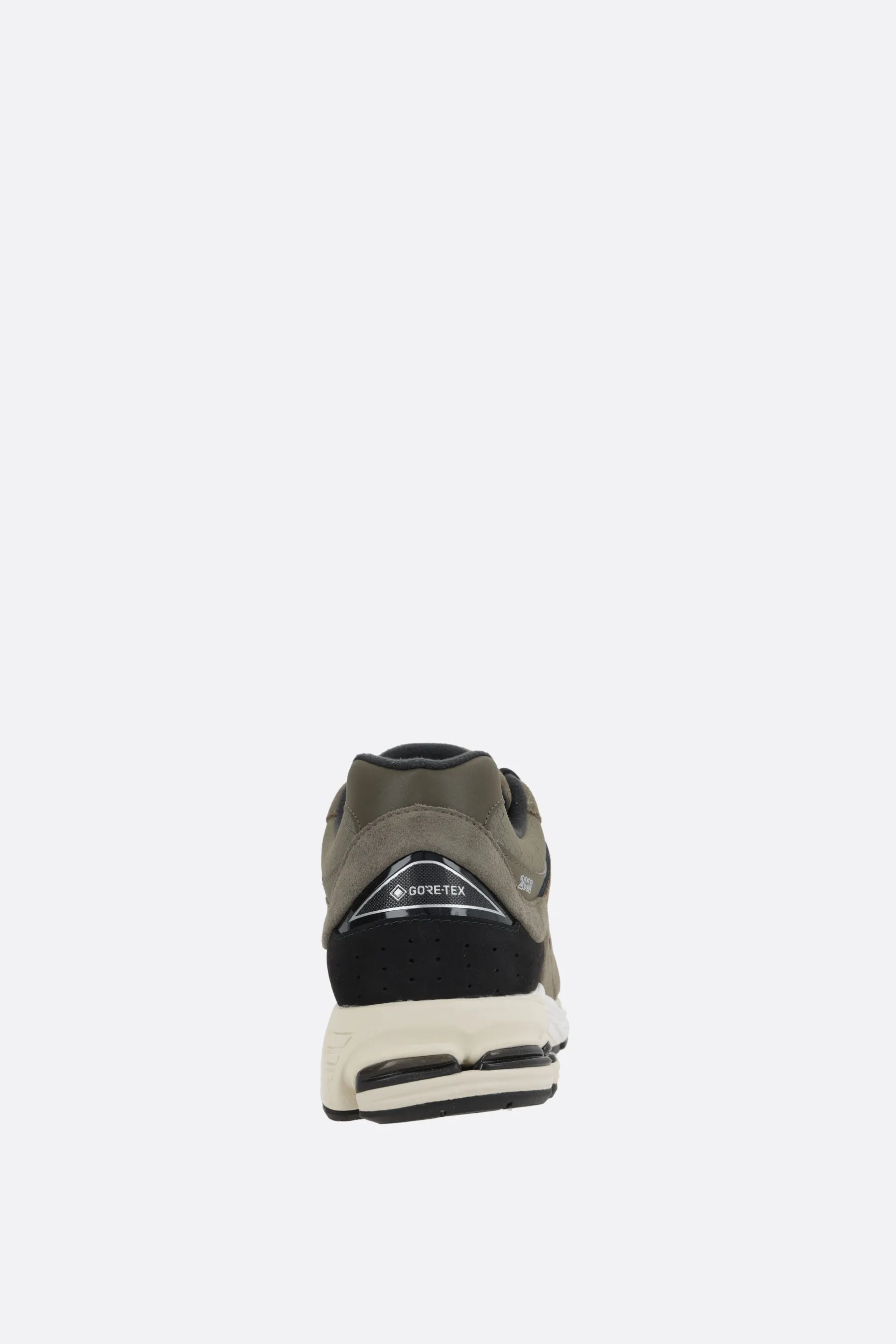 2002R sneakers in suede and GORE-TEX fabric