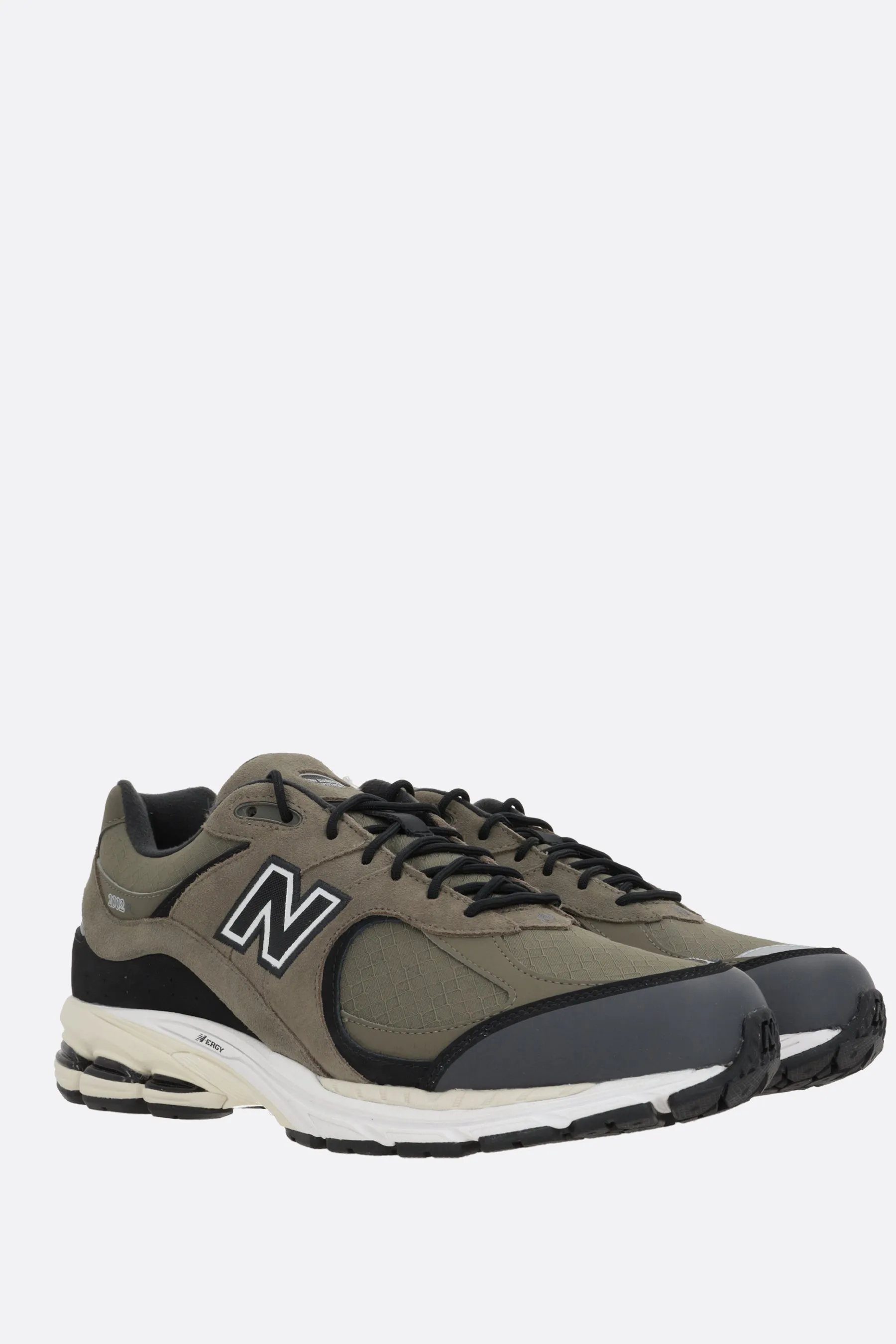 2002R sneakers in suede and GORE-TEX fabric