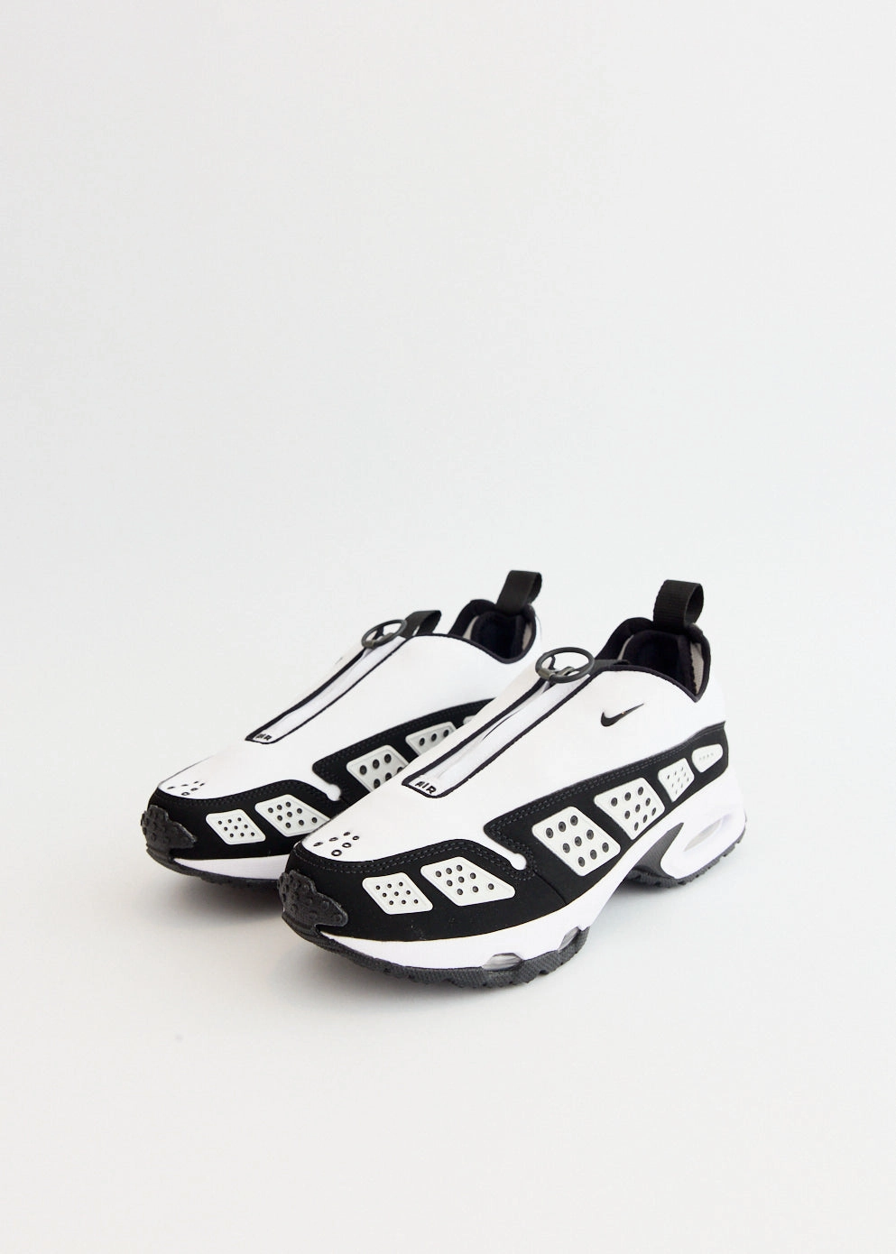 Bold And Unique Women's Air Max SNDR 'White Black' Sneakers Versatile Everyday Style