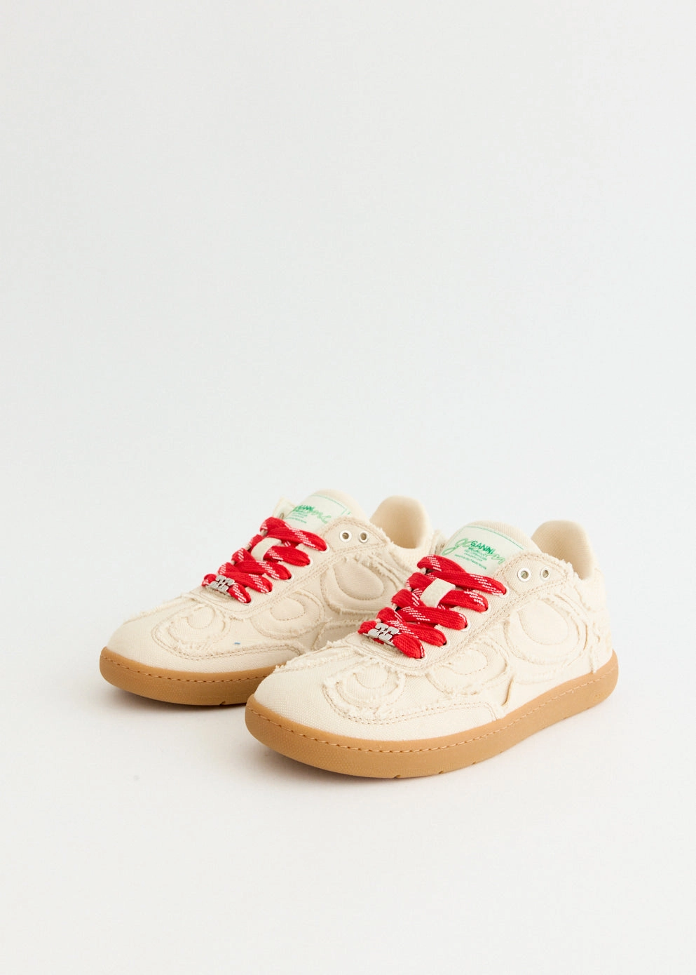 Casual 08 Canvas Raw Edge Sneakers