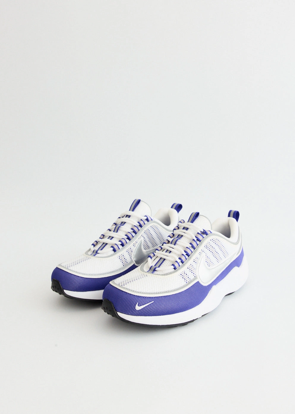 Air Zoom Spiridon 'Light Concord' Sneakers Adaptable For Any Setting