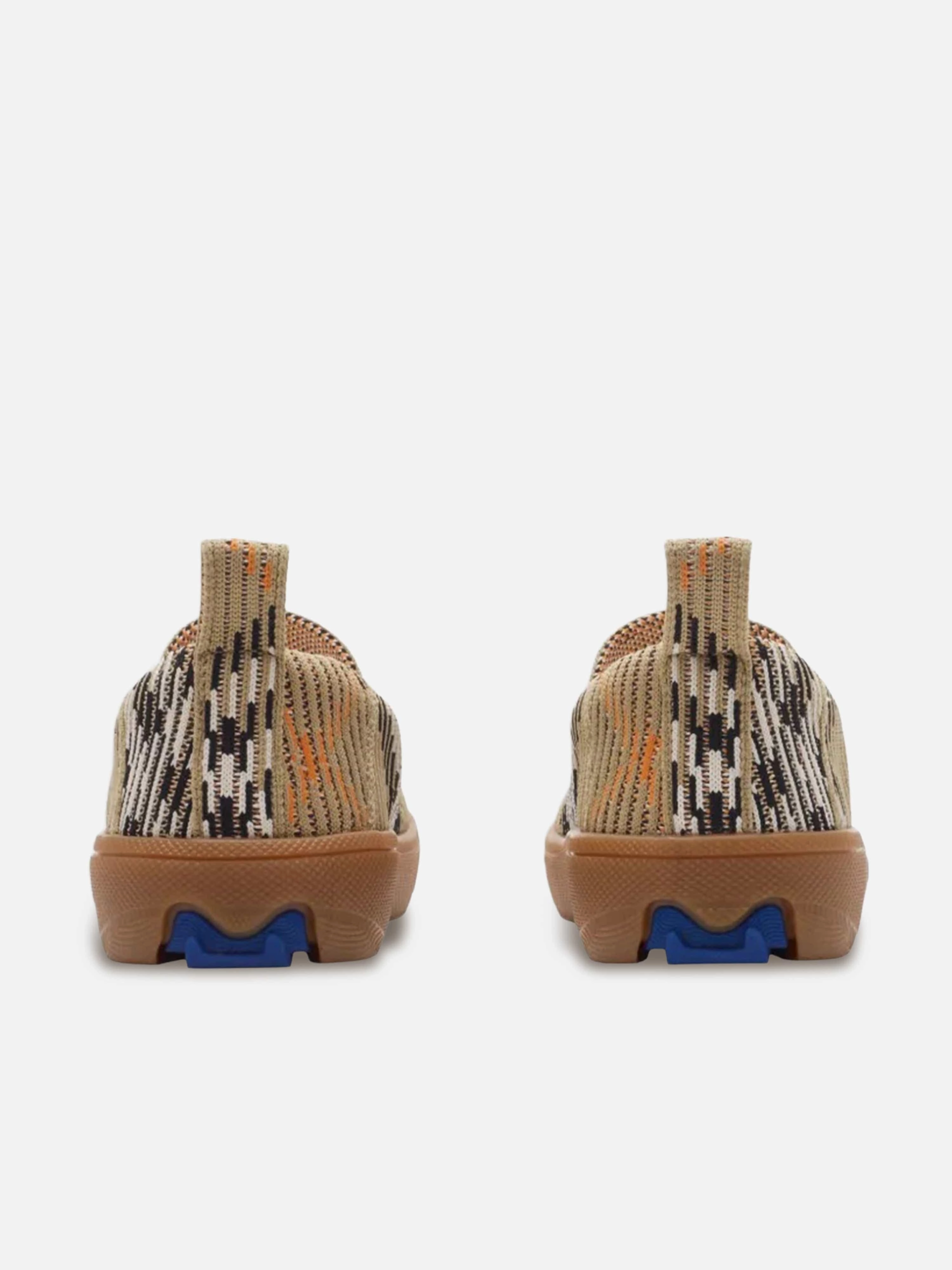 Travel Ready, From Desk To Dinner Burberry Girls Check Sutton Pumps in Beige