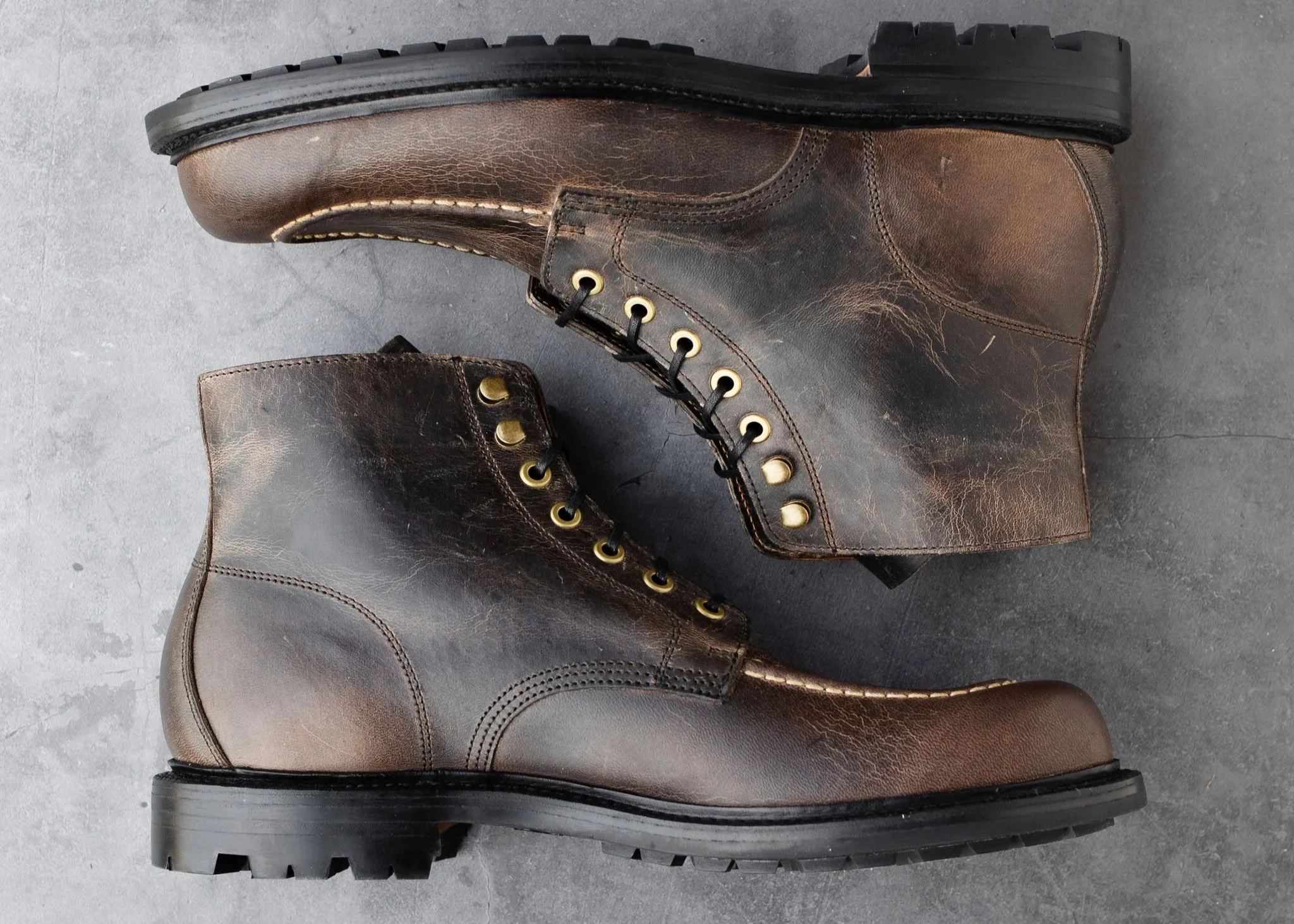 Brass Boot Black Waxed Deer