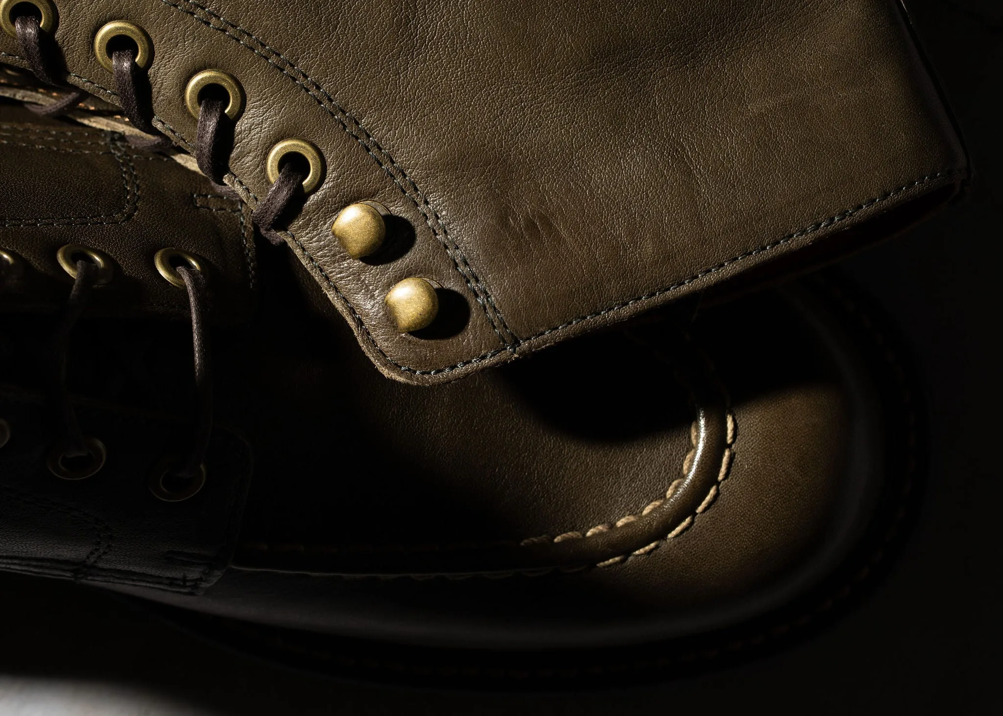 Brass Boot Jungle Kangaroo