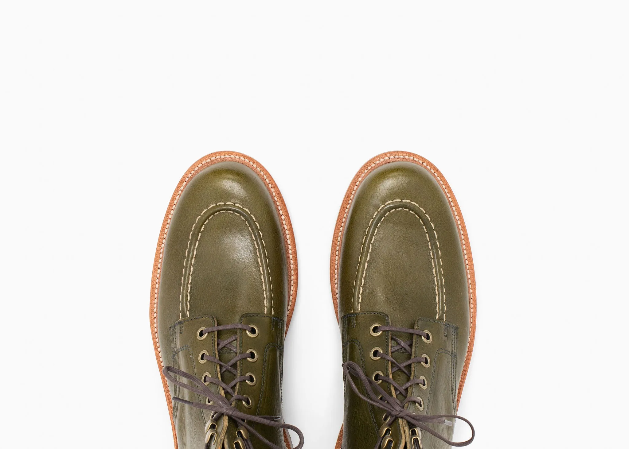 Brass Boot Olive Minerva Box