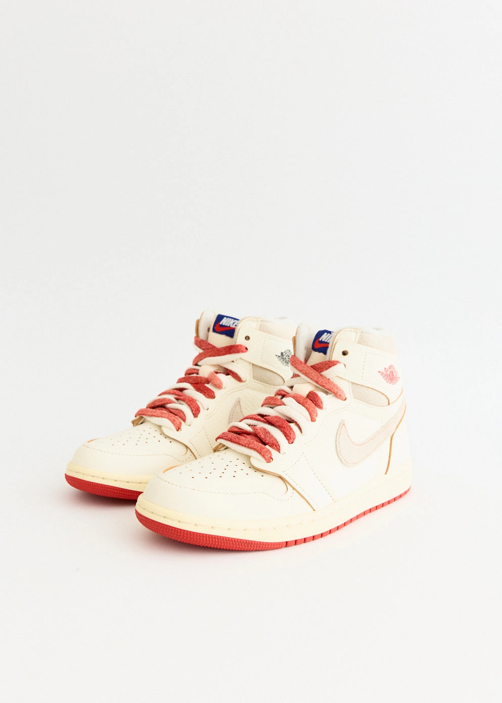 Cute Women's Air Jordan 1 Retro High OG 'Rare Air Cinnabar' Sneakers Eco-Friendly Material