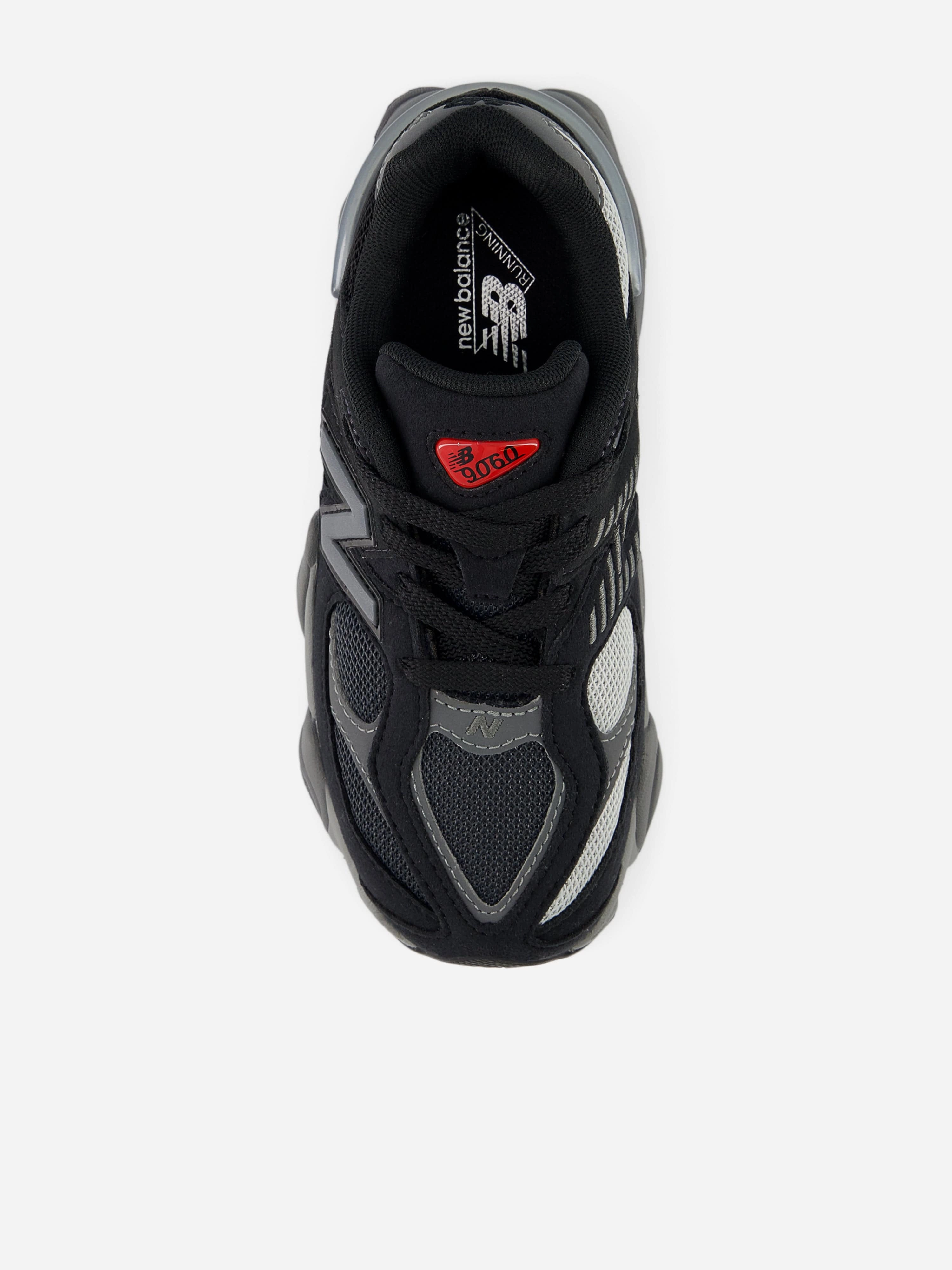 Designed For Everyday Use, Front Flap Kids 9060 Trainers in Black
