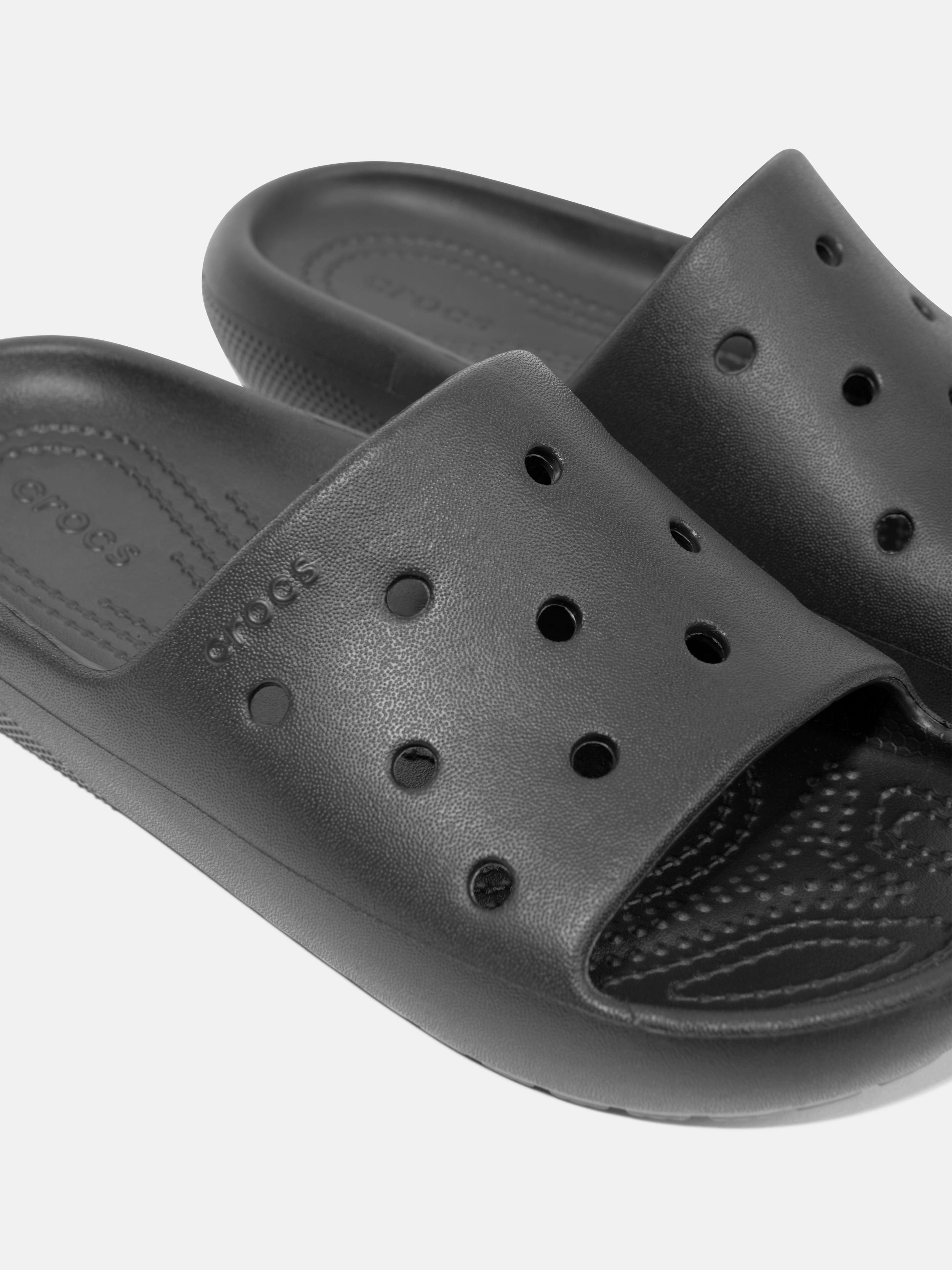 Crocs Kids Classic Slide in Black Vinyl