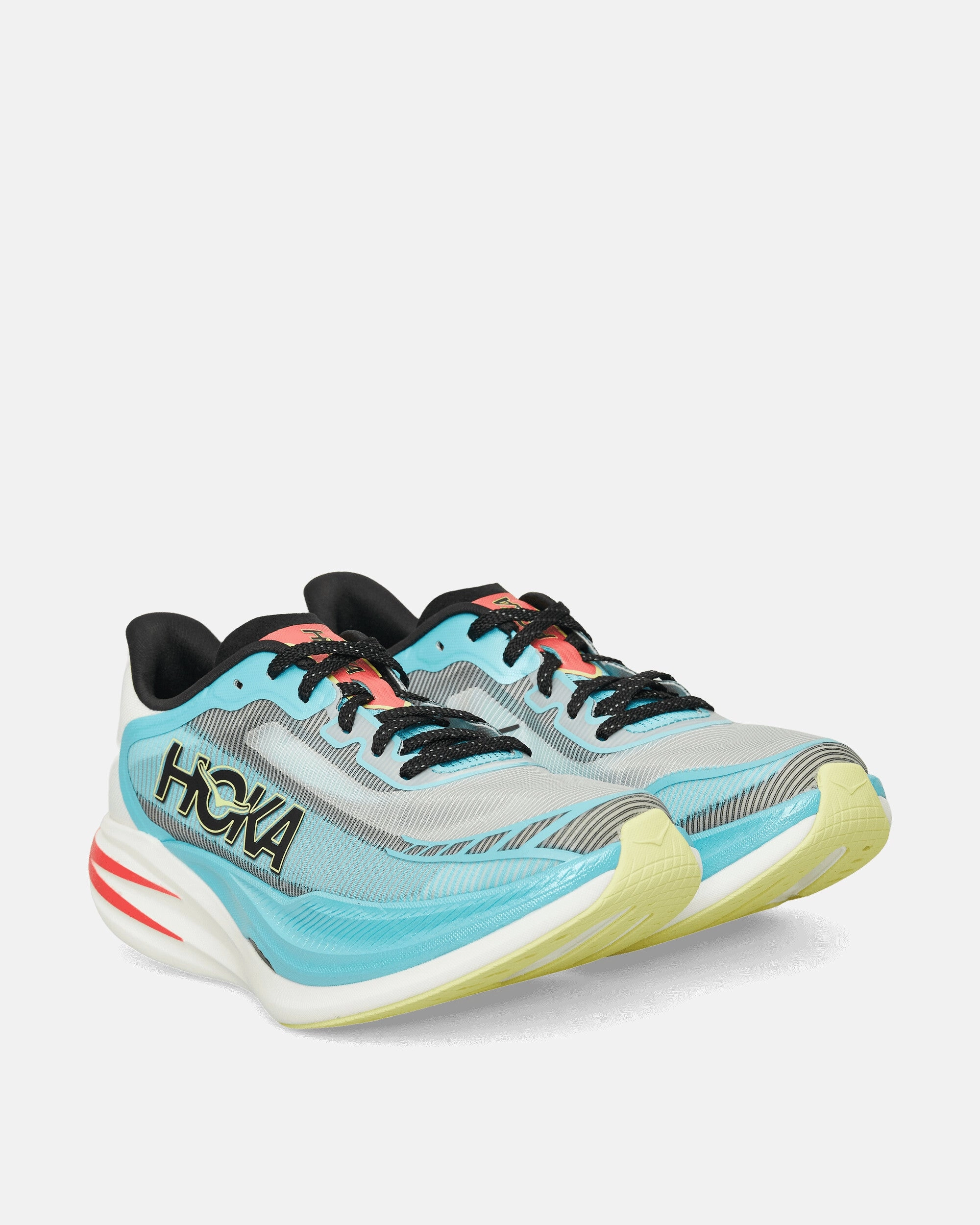 Cielo X1 2.0 Sneakers Frost / Black Ready For The Outdoors, Soft Touch Feel, Best For Workouts
