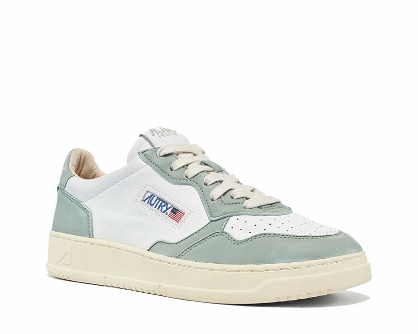 Vibrant Colors, Statement, Style Delivered Autry Medalist Low W