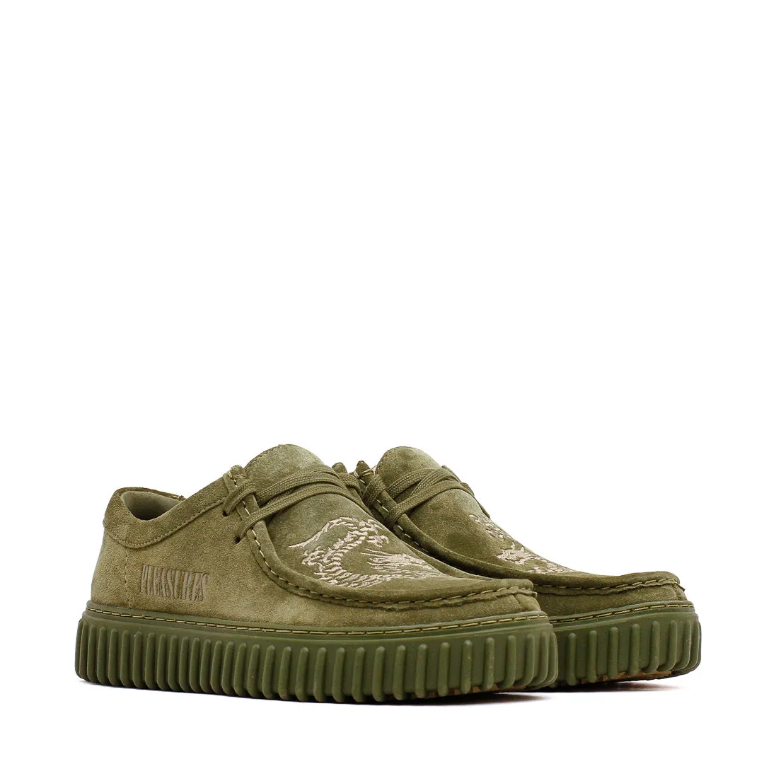 Clarks x PLEASURES Men Torhill DRGN Lo Olive Suede 26179913
