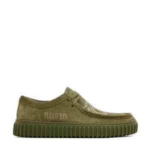 Clarks x PLEASURES Men Torhill DRGN Lo Olive Suede 26179913