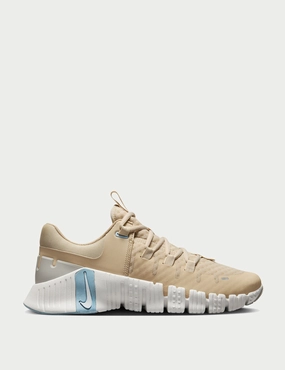 Built For The Wild, Your Ideal Choice Convenience-providing deal Free Metcon 5 Shoes - Sanddrift/White/Phantom/Light Iron Ore Durable