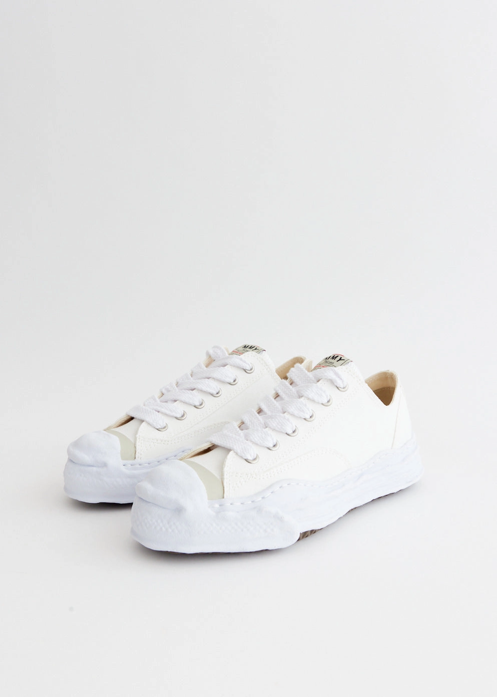 Hank Low Canvas Low Top Sneakers Best For Workouts, Explore The Collection