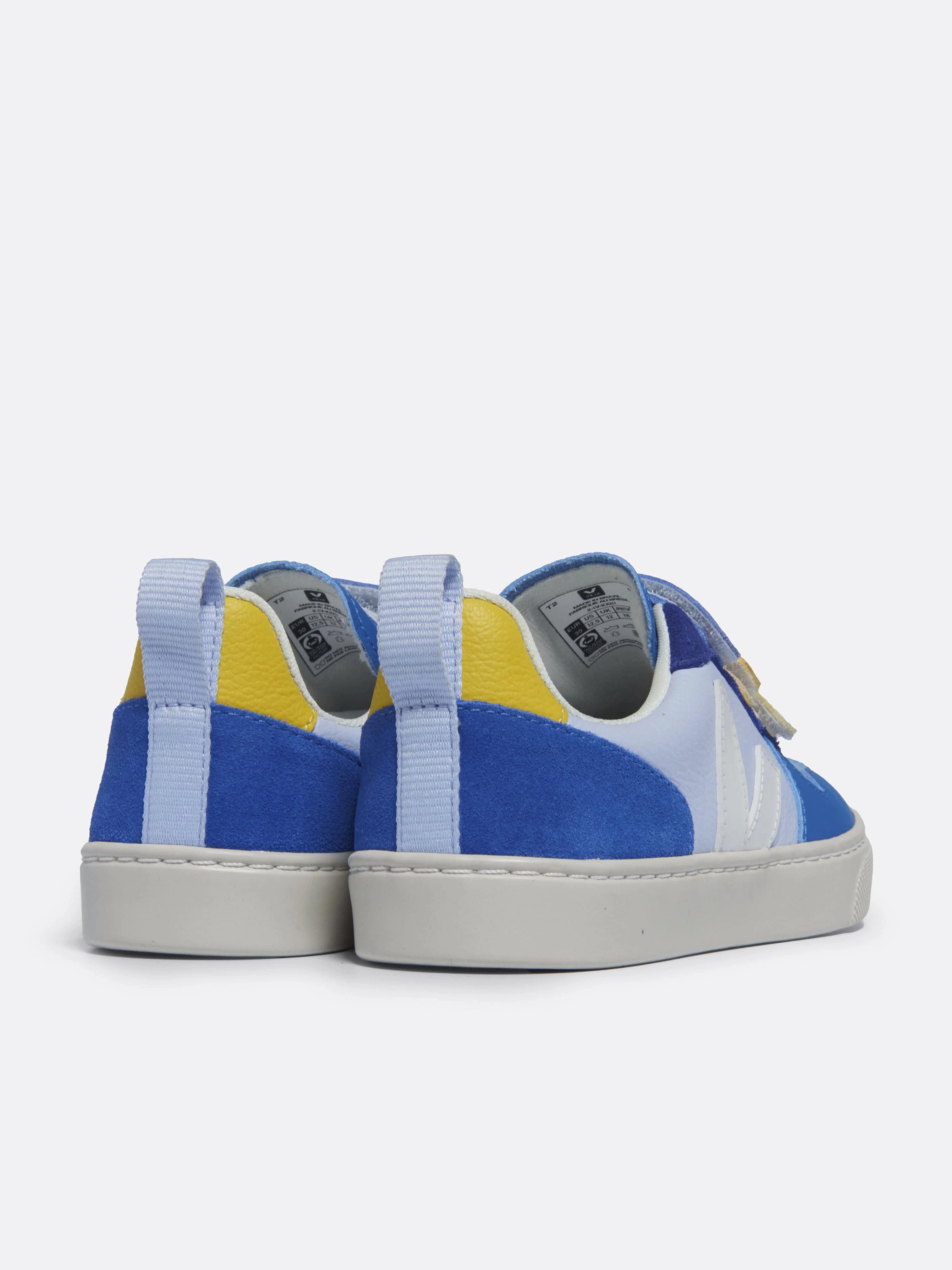 Retro Veja Boys V-10 ChromeFree Leather Trainers in Multicolour Adaptable For Any Setting