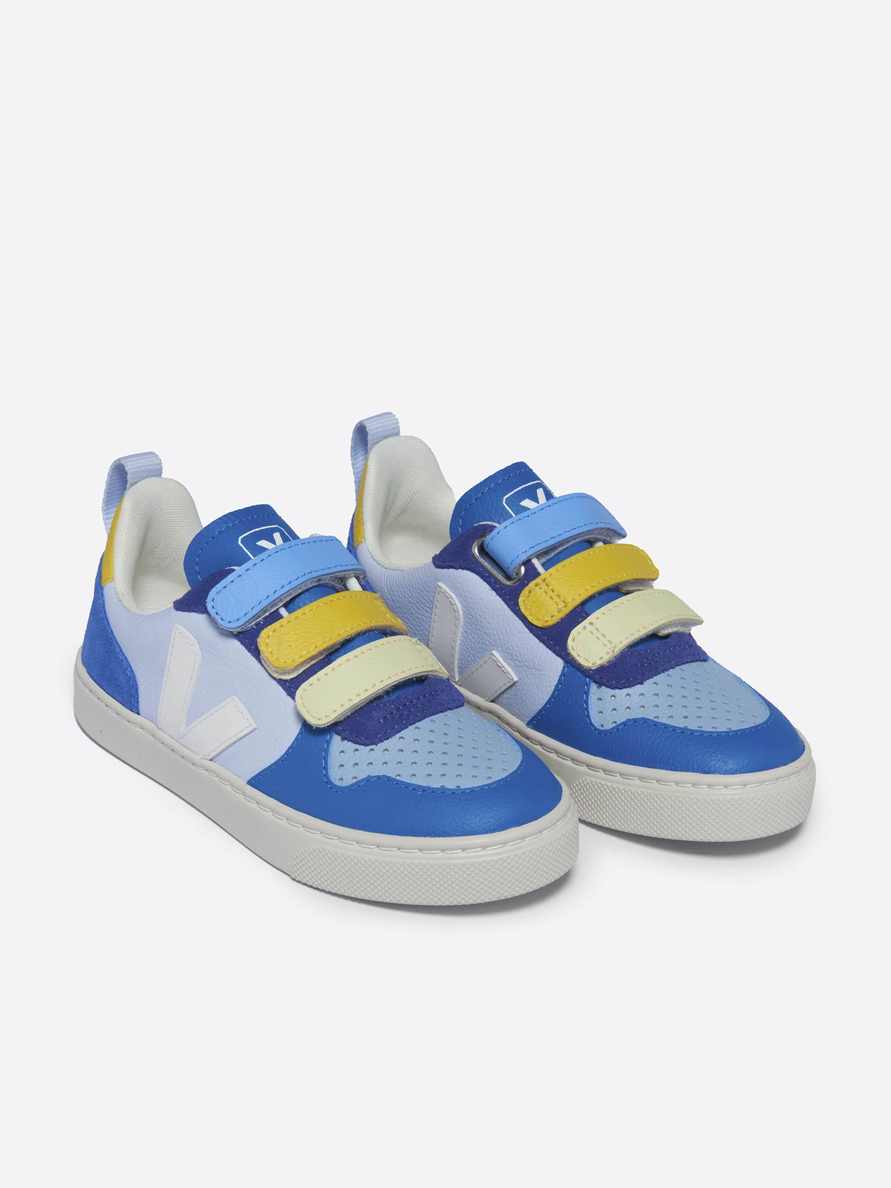 Veja Boys V-10 ChromeFree Leather Trainers in Multicolour Instant Buy, Formal