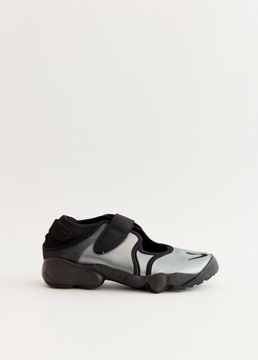 Curated Goodies Women's Air Rift Breathe 'Metallic Silver Black' Sneakers Labor Day discount Order Today, Made For Comfort, Expandable