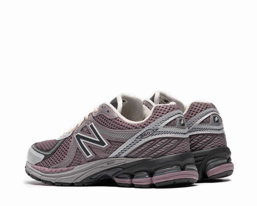 Felt New Balance 860v2