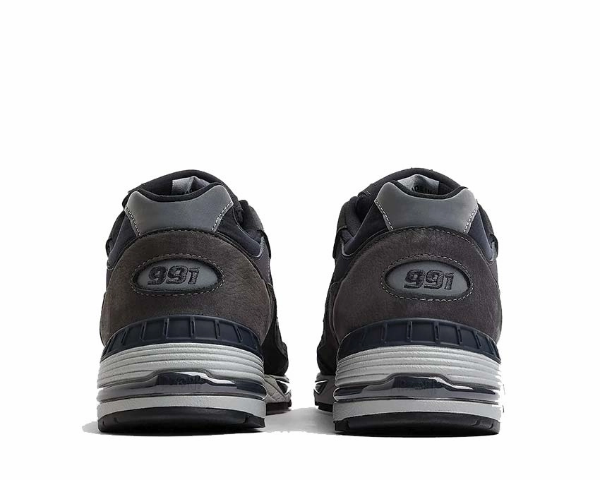 Utilitarian New Balance 991 Made In The UK "Magnet Vulcan"