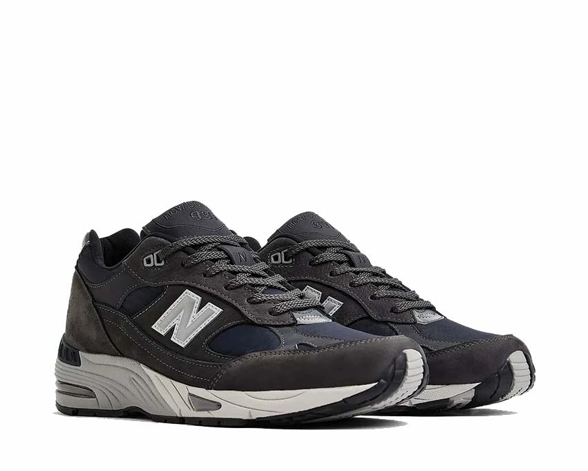 Classic Aesthetic New Balance 991 Made In The UK "Magnet Vulcan"