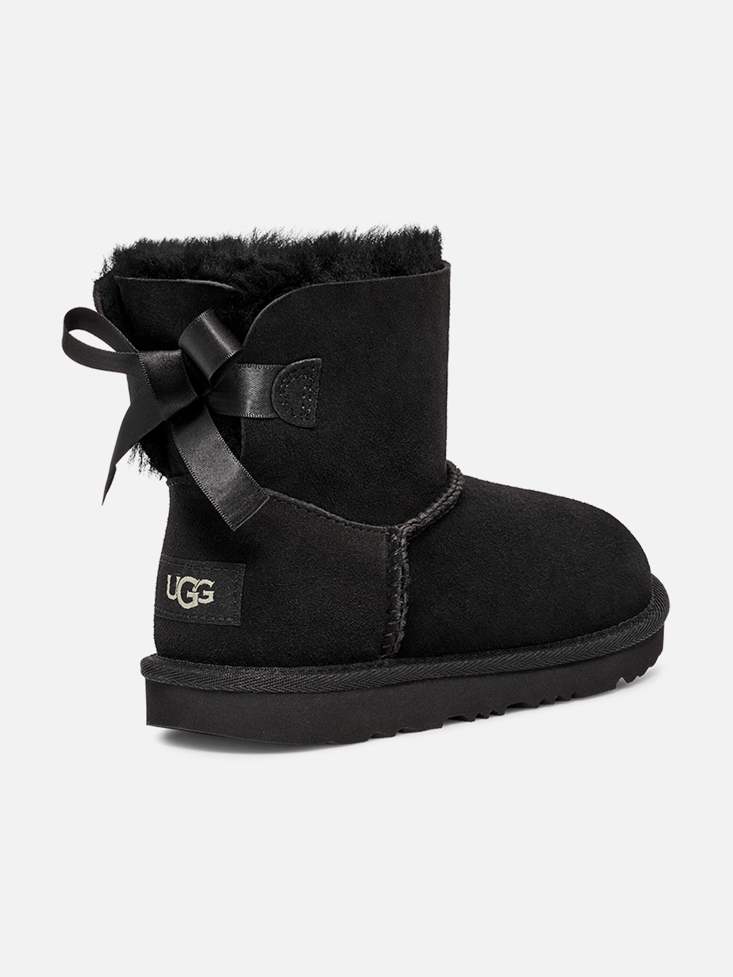Fit For The Gym UGG Girls Mini Bailey Bow II Boots in Black WomenS Evening Clutch