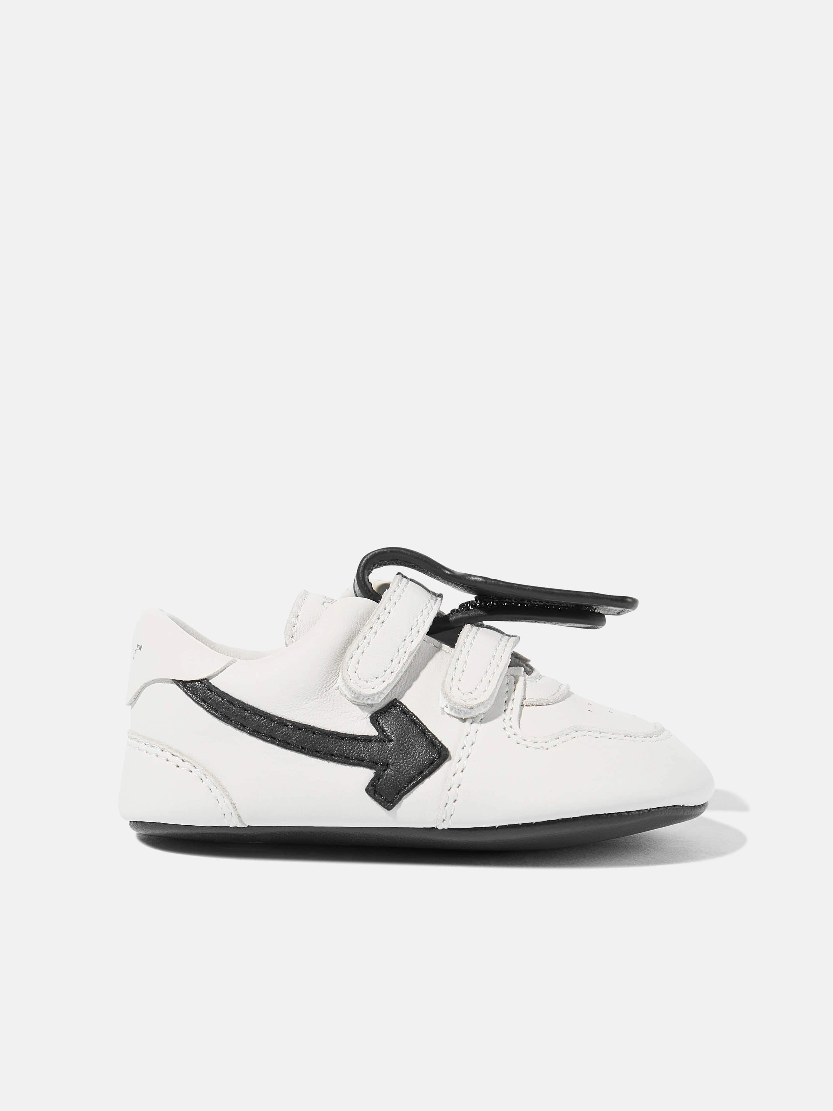 Luxury, Ready For Anythi, Perfect For All Seasons Contemporary Design Baby Leather Out Of Office Trainers in White Padded Compartment