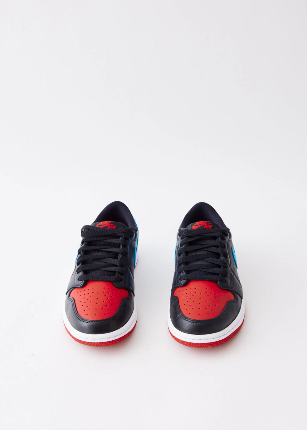 Women's Air Jordan 1 Low OG 'UNC to Chicago' Sneakers Minimalist Vibe, Ultra-Soft Texture