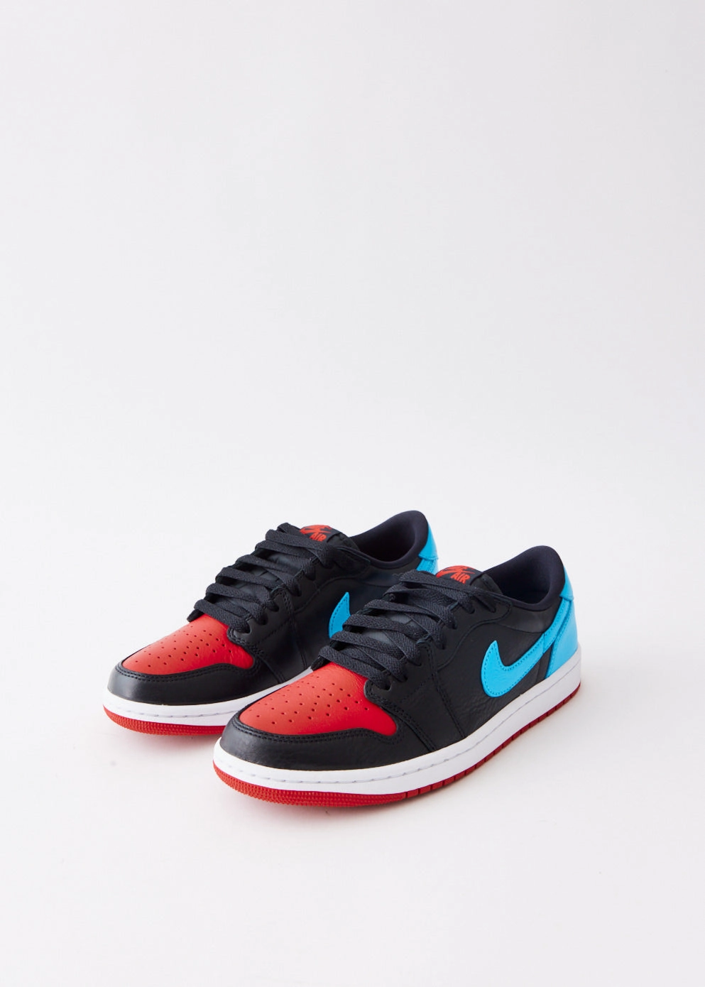 Chic Women's Air Jordan 1 Low OG 'UNC to Chicago' Sneakers
