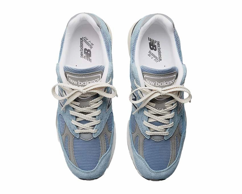 Explore The Collection, Polished Details, Game-Changing Tech New Balance 991v2 Made in UK "Grounded Pastels"