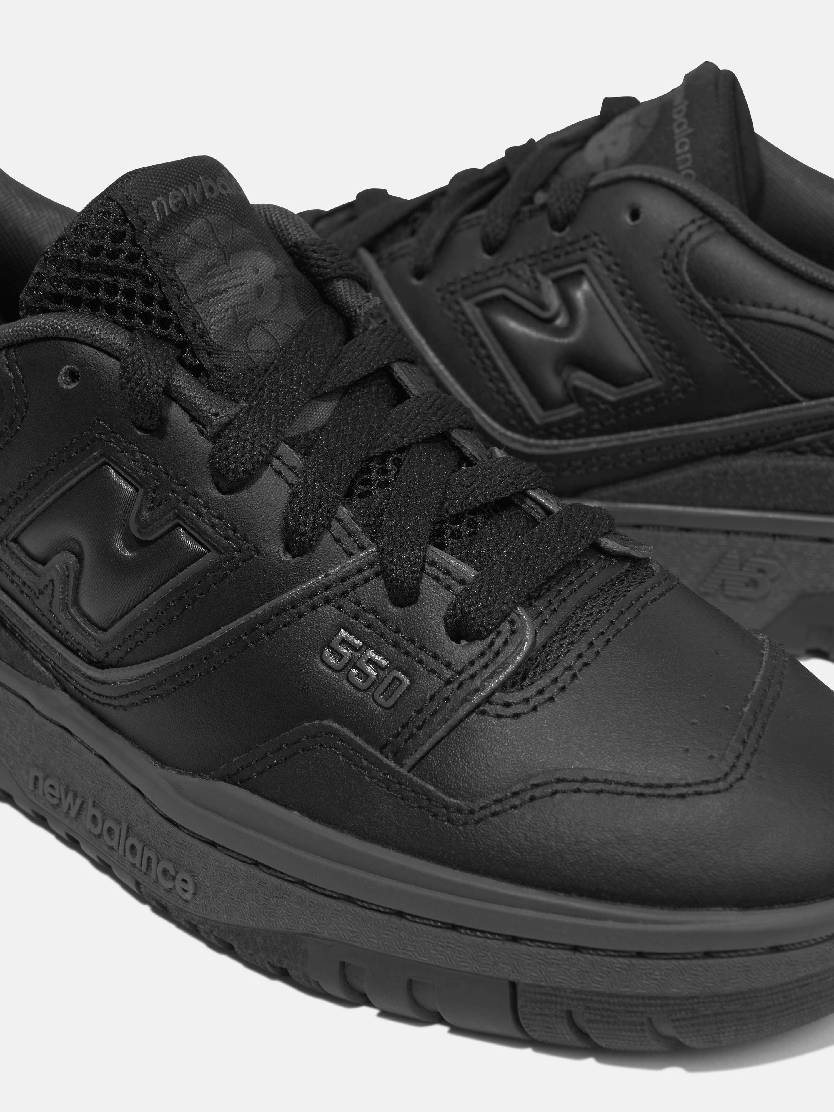 Kids B550 Trainers in Black Top-Rated Product, Magnetic Closure, Grab It Fast