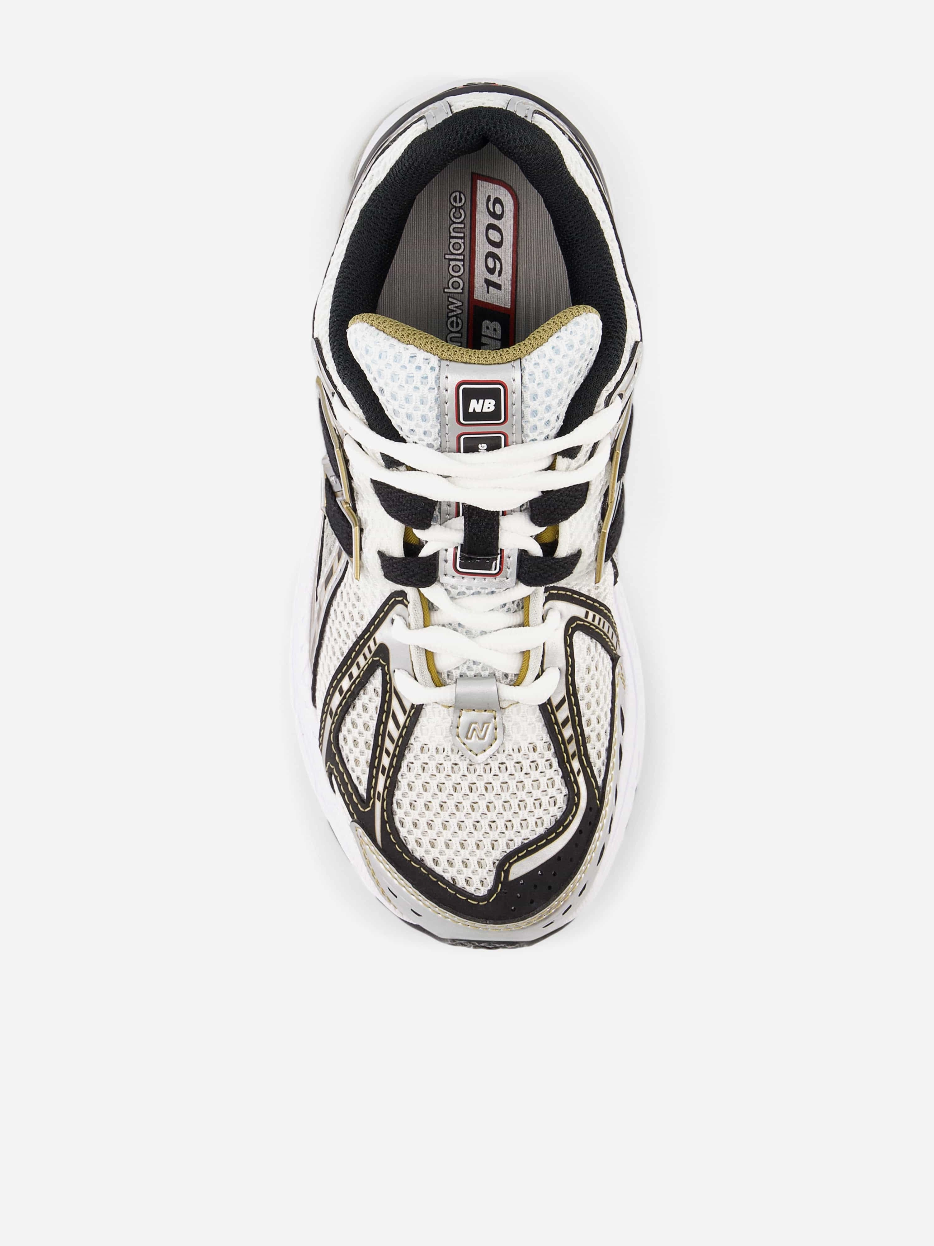 Kids 1906 Trainers in Silver Pack It And Go