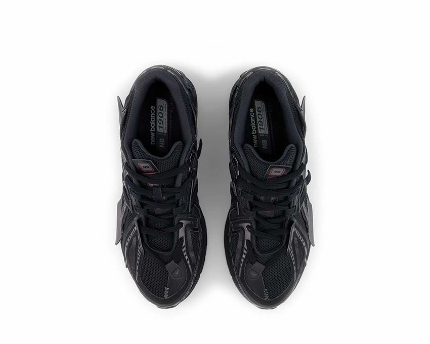 Chic & Sleek New Balance 1906AF