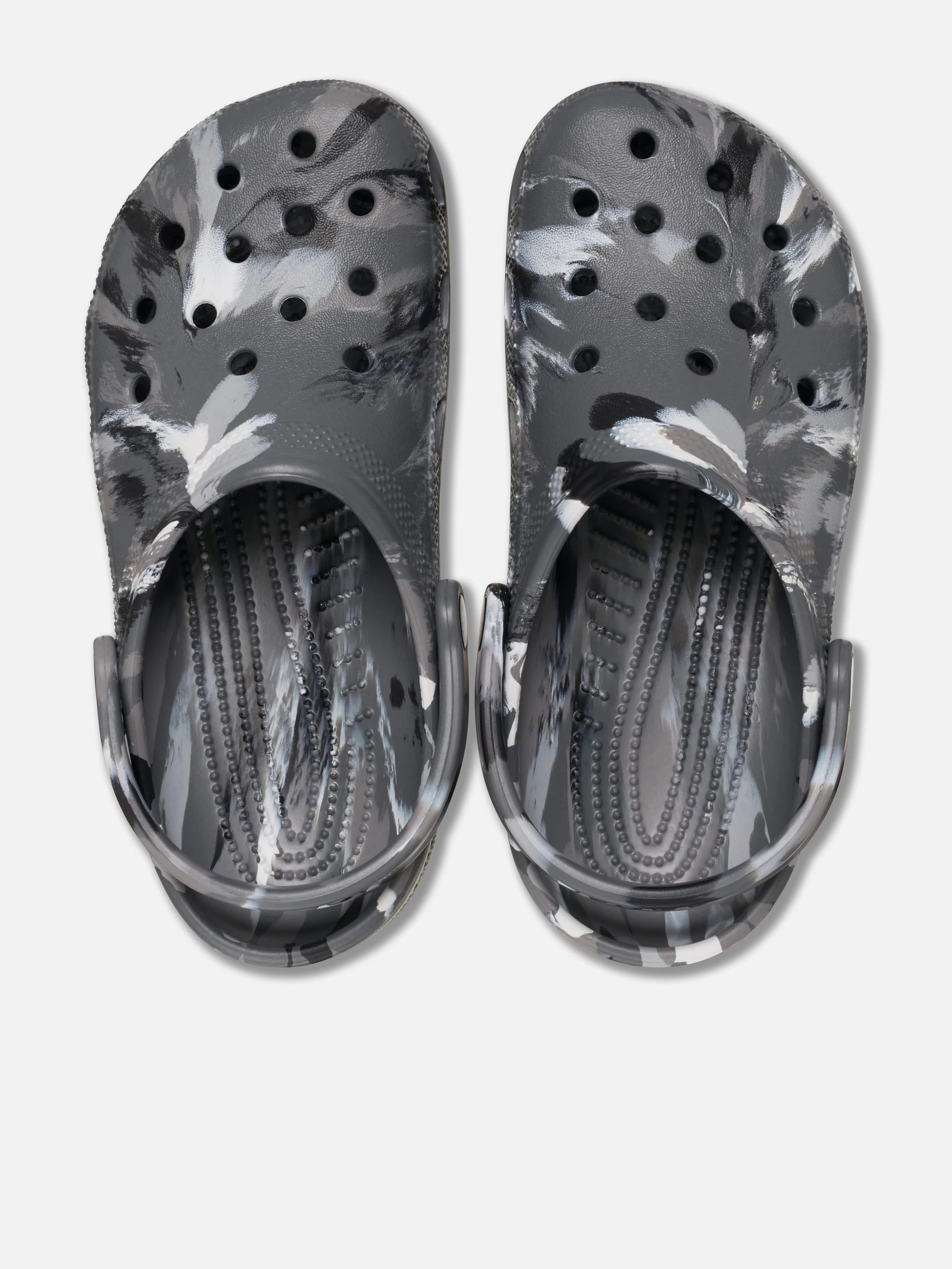 Kids Classic Marbled Clog in Green Designed For Movement