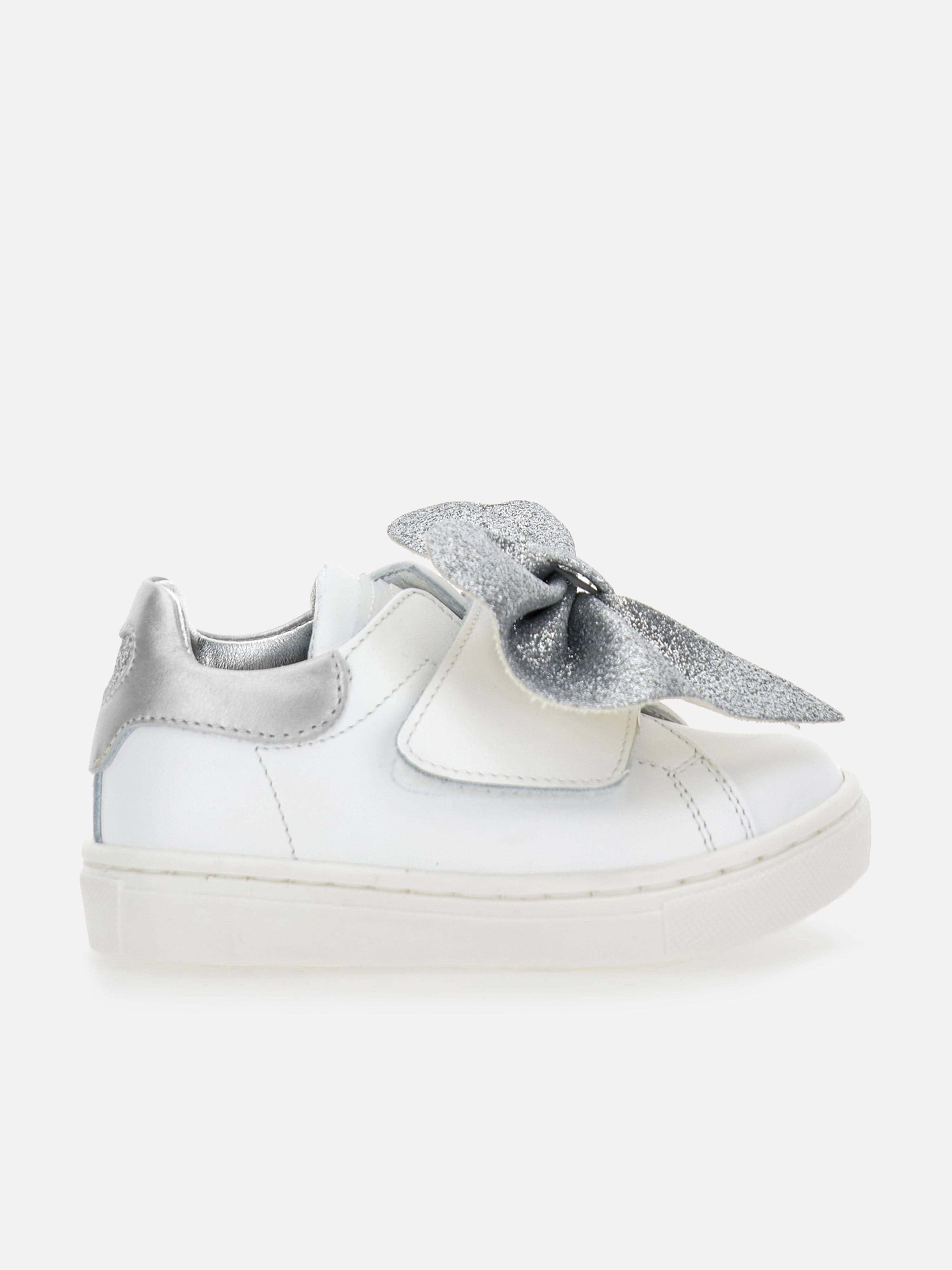 Made With Care, Next-Level Gear, Ready For Anythi Monnalisa Girls Leather Bow Trainers in Ivory