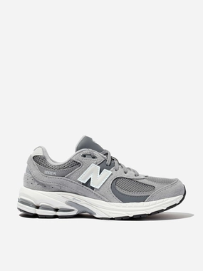 Gifts Included New Balance Kids 2002 Lace Up Logo Trainers in Grey Value for Money King The Smart Buy, Retro, Adventure Awaits