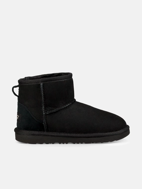 High-Standard Quality UGG Kids Classic Mini II Boots in Black Retro This WonT Last Long, Claim Your Deal