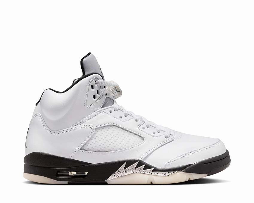 Your Next Favorite Hot-selling item Air Jordan 5 Retro "White and Black" Value redemption Chic