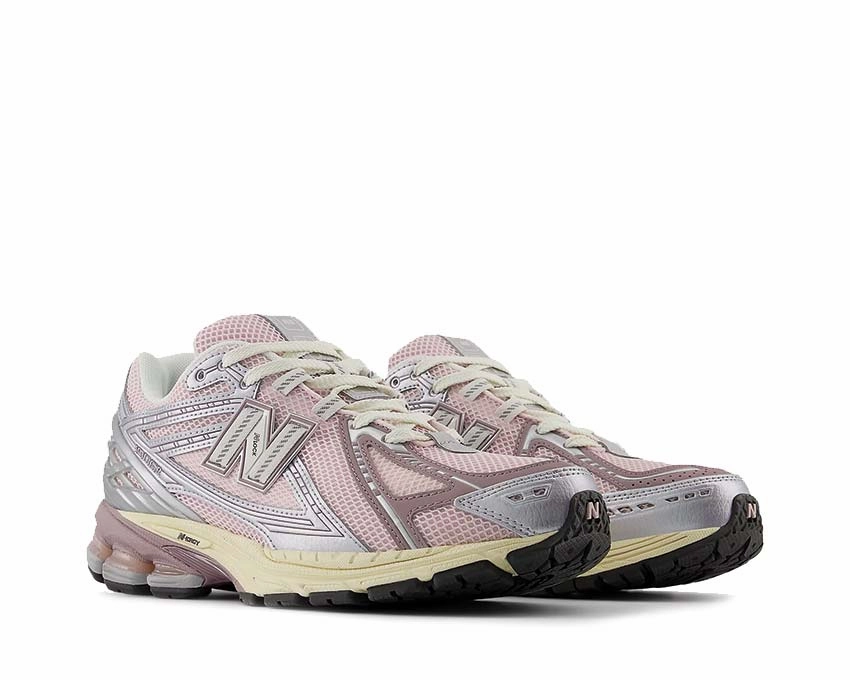 Retro New Balance 1906R "Rose Sugar" Quick Access Features