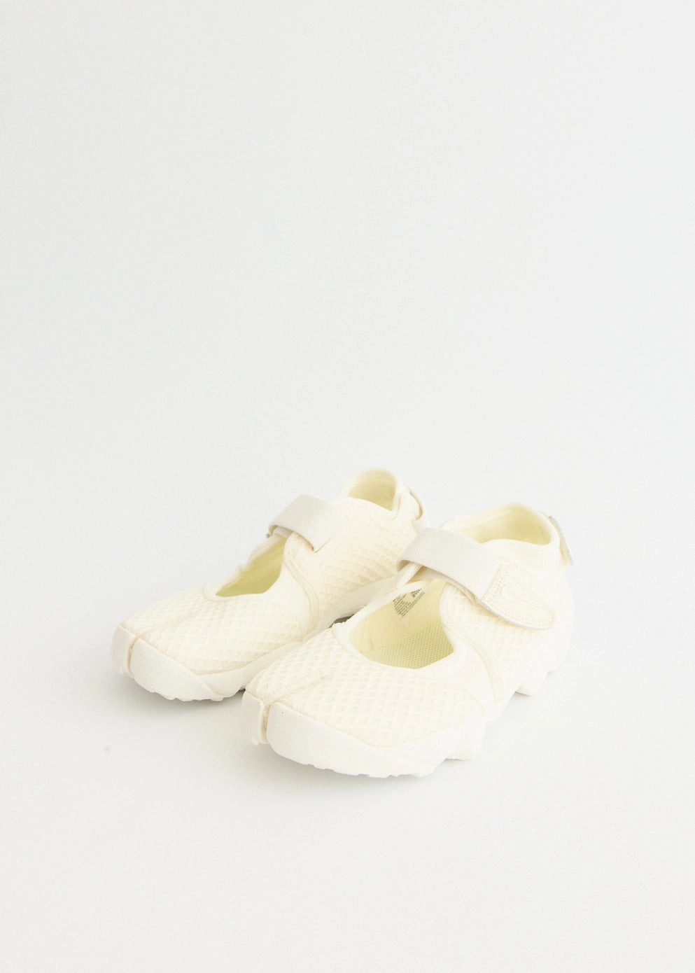 Made For The Modern Life Women's Air Rift 'Sail' Sneakers