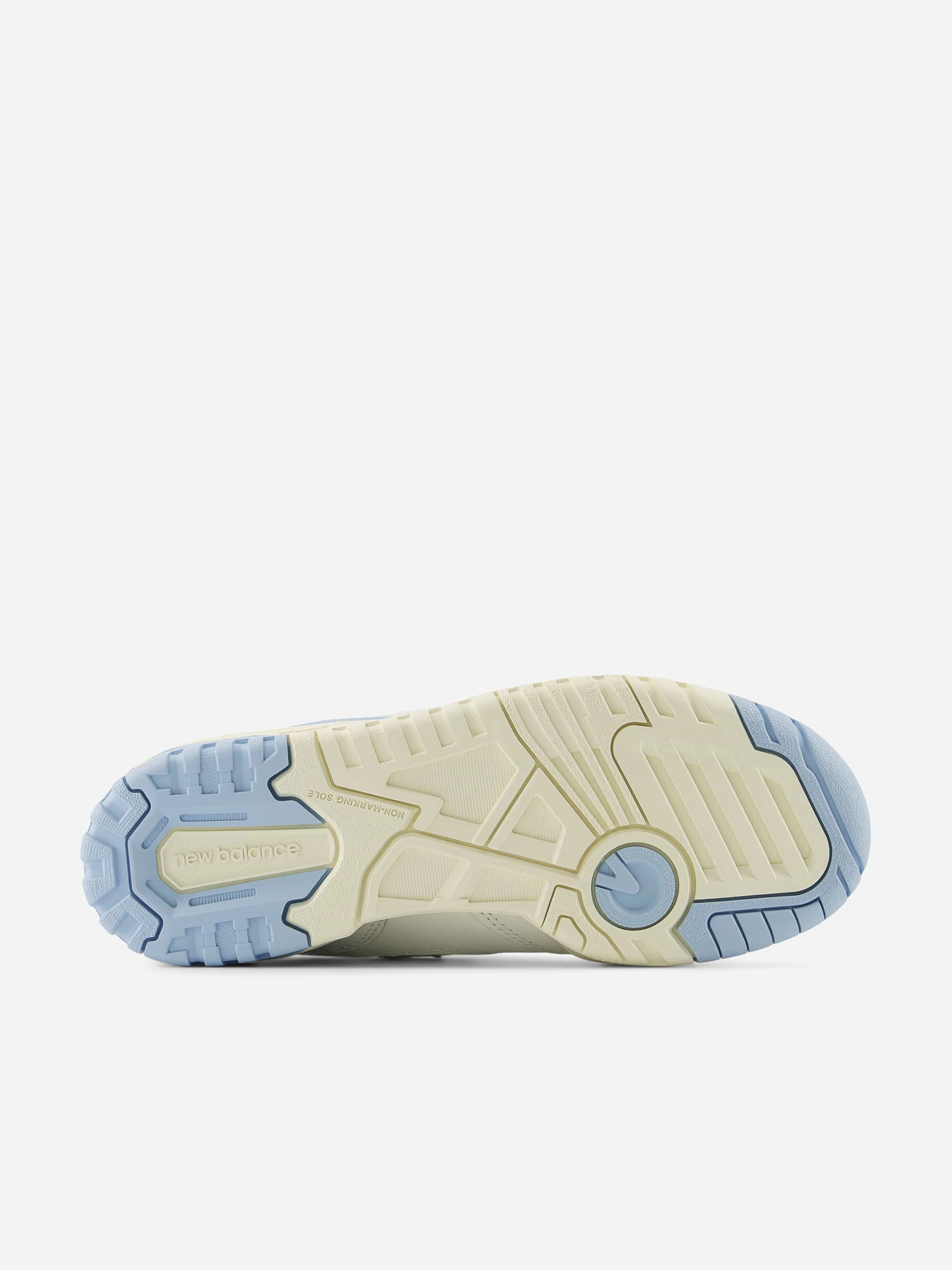 Kids 550 Trainers in White Croc-Embossed
