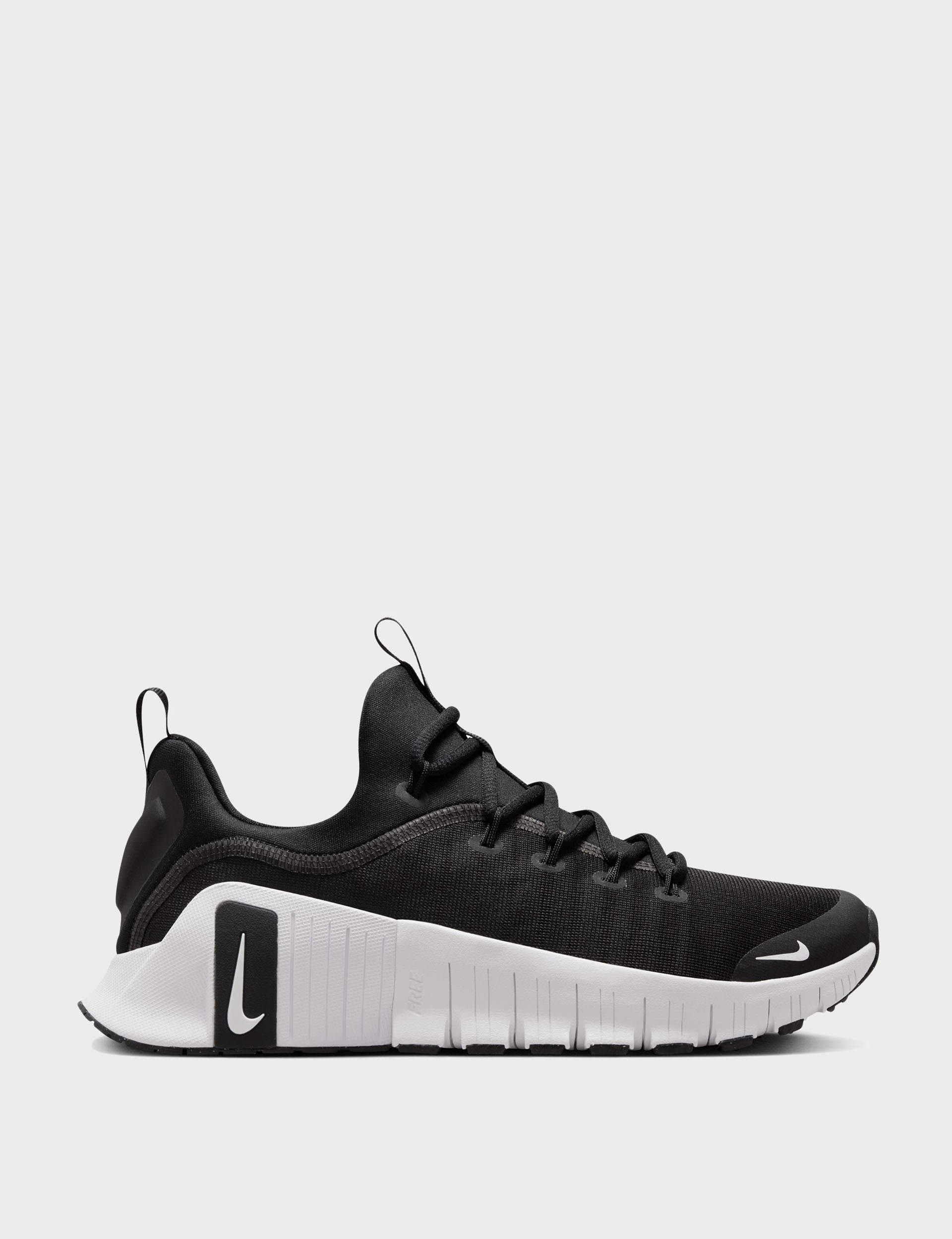 On-The-Go Friendly, From Desk To Dinner International offer Free Metcon 6 Shoes - Black/White Local currency off