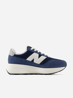 Timeless Look, Wear It, Love It Kids' style offer Kids 370 Trainers in Blue Crossbody Strap