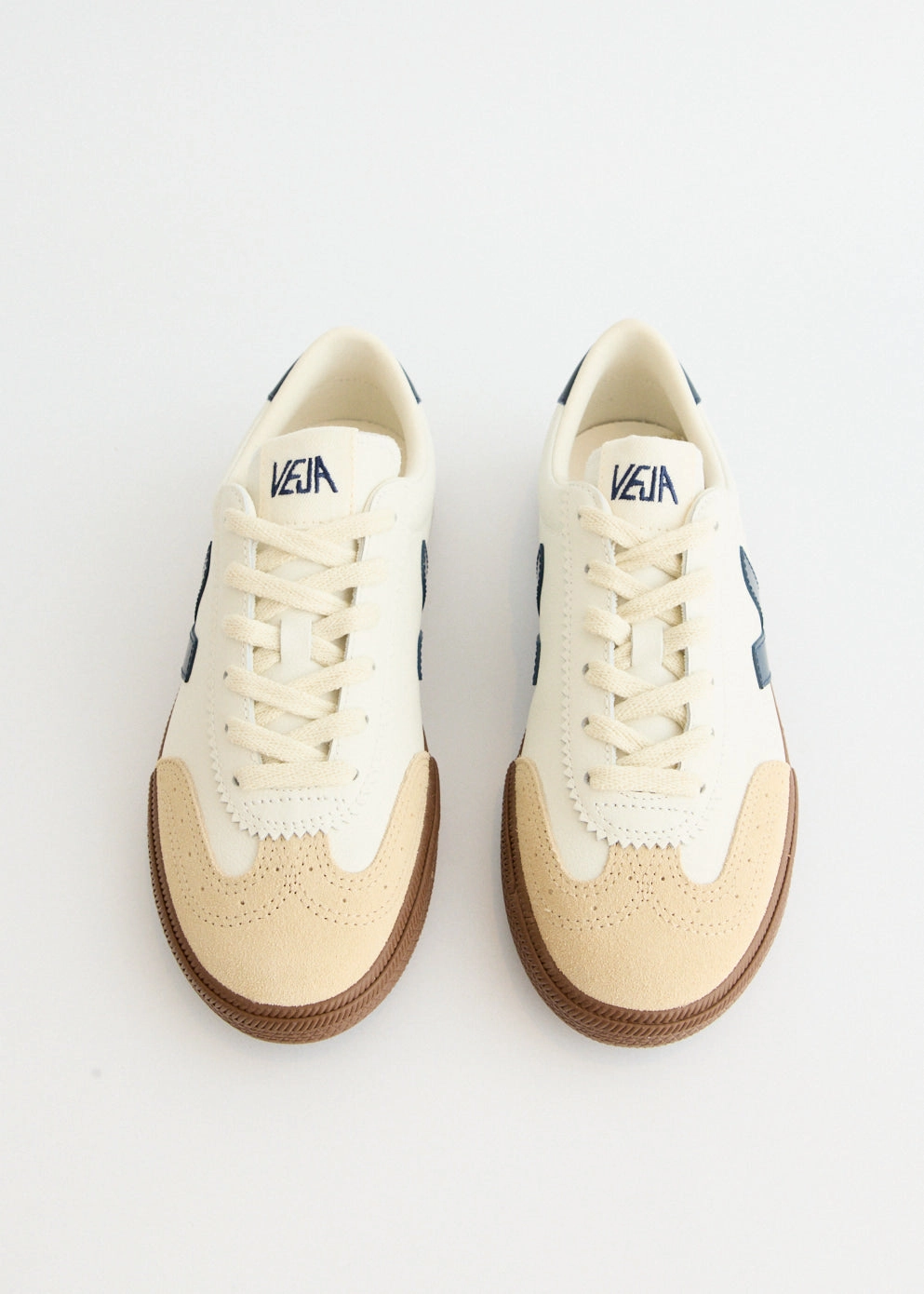 Perfect For Daily Use Volley Sneakers