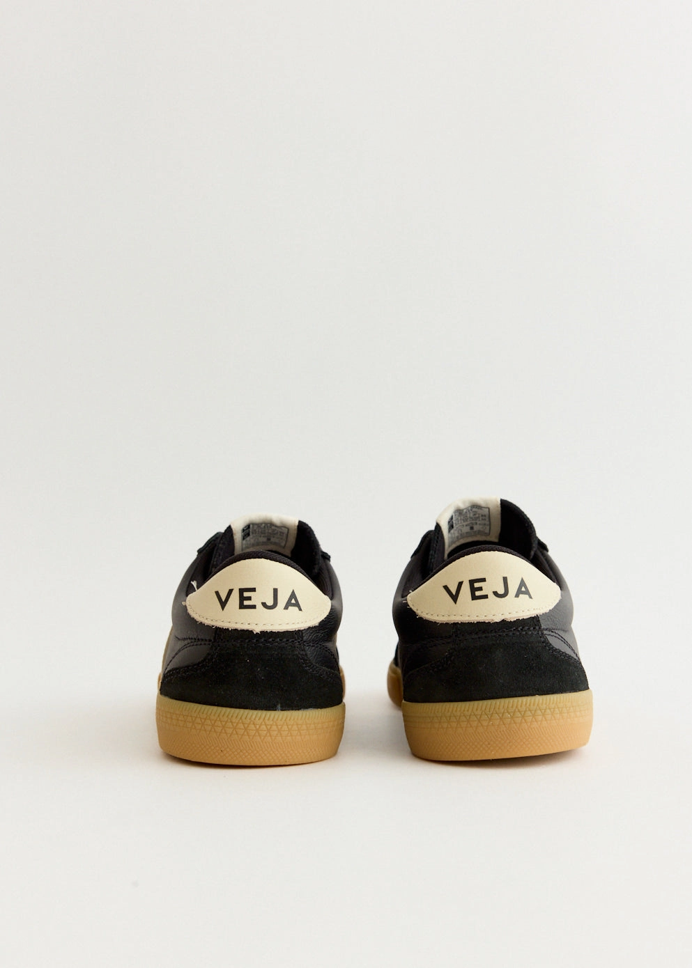 Volley 'Black Pierre' Sneakers Superior Materials
