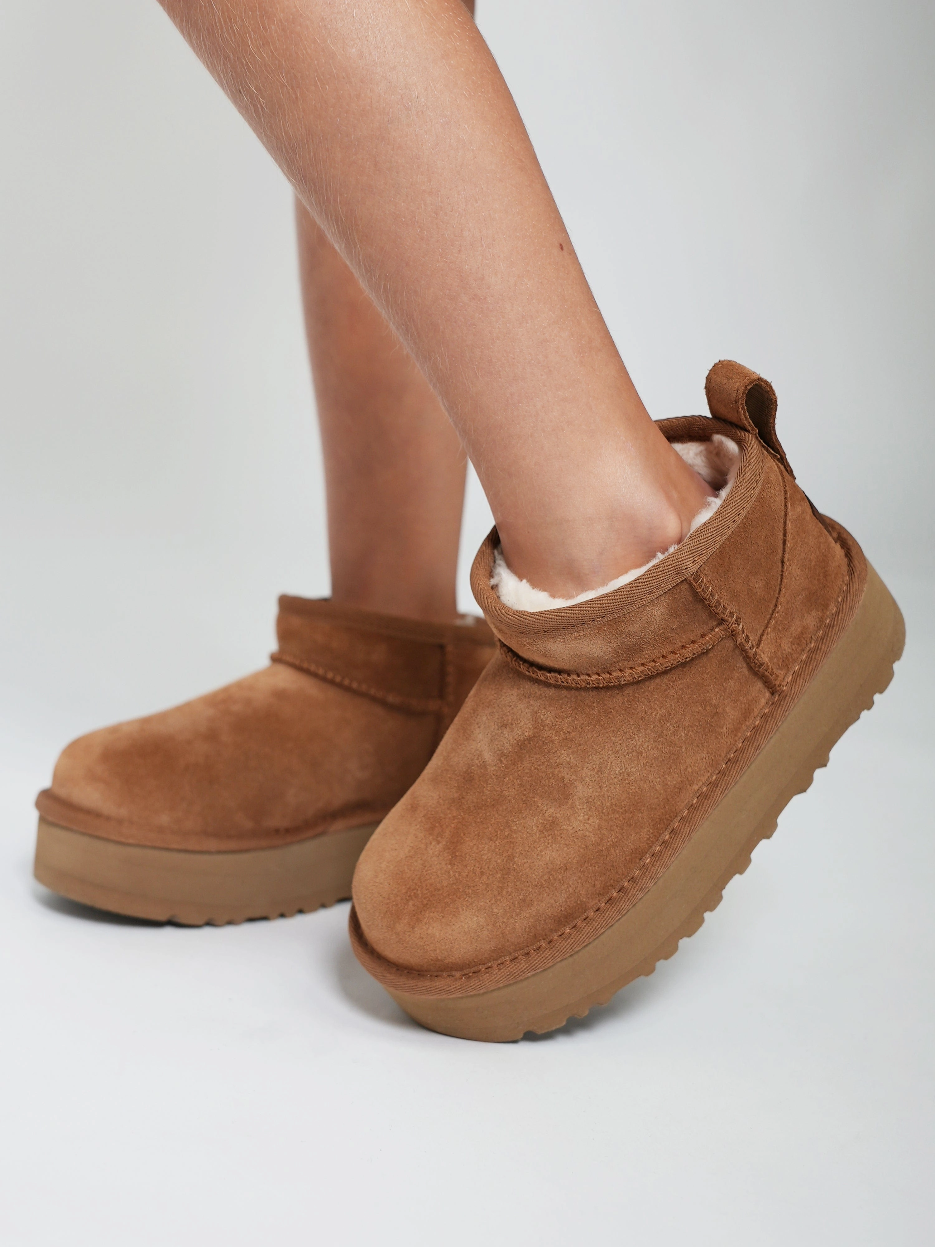 UGG Girls Classic Ultra Mini Platform Boots in Brown Made With Care, Fan Favorite, Bucket Bag For Summer Outings
