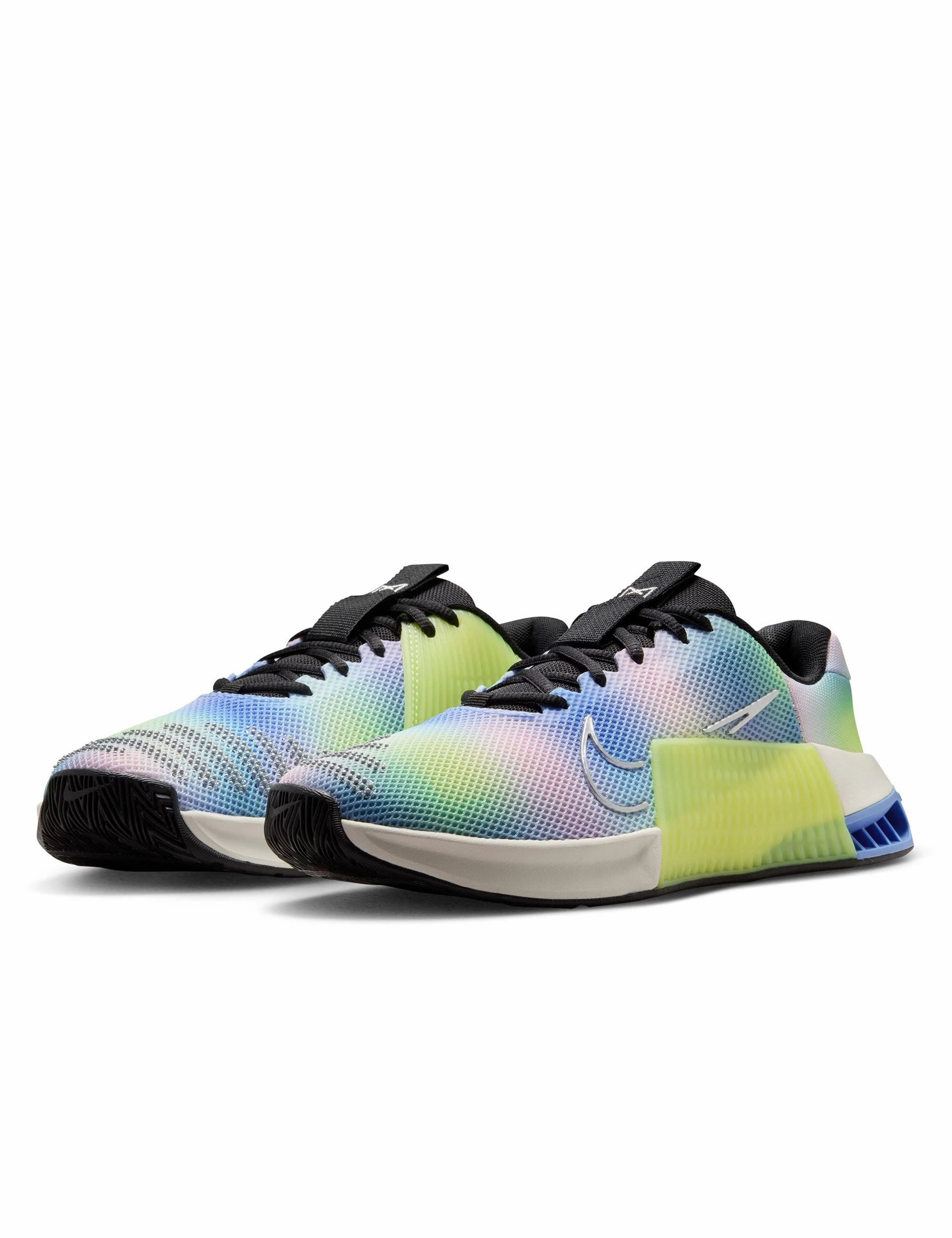 Metcon 9 SE Shoes - Black/Light Lemon Twist/Royal Pulse/Metallic Silver Fan Favorite, Multi-Purpose Use