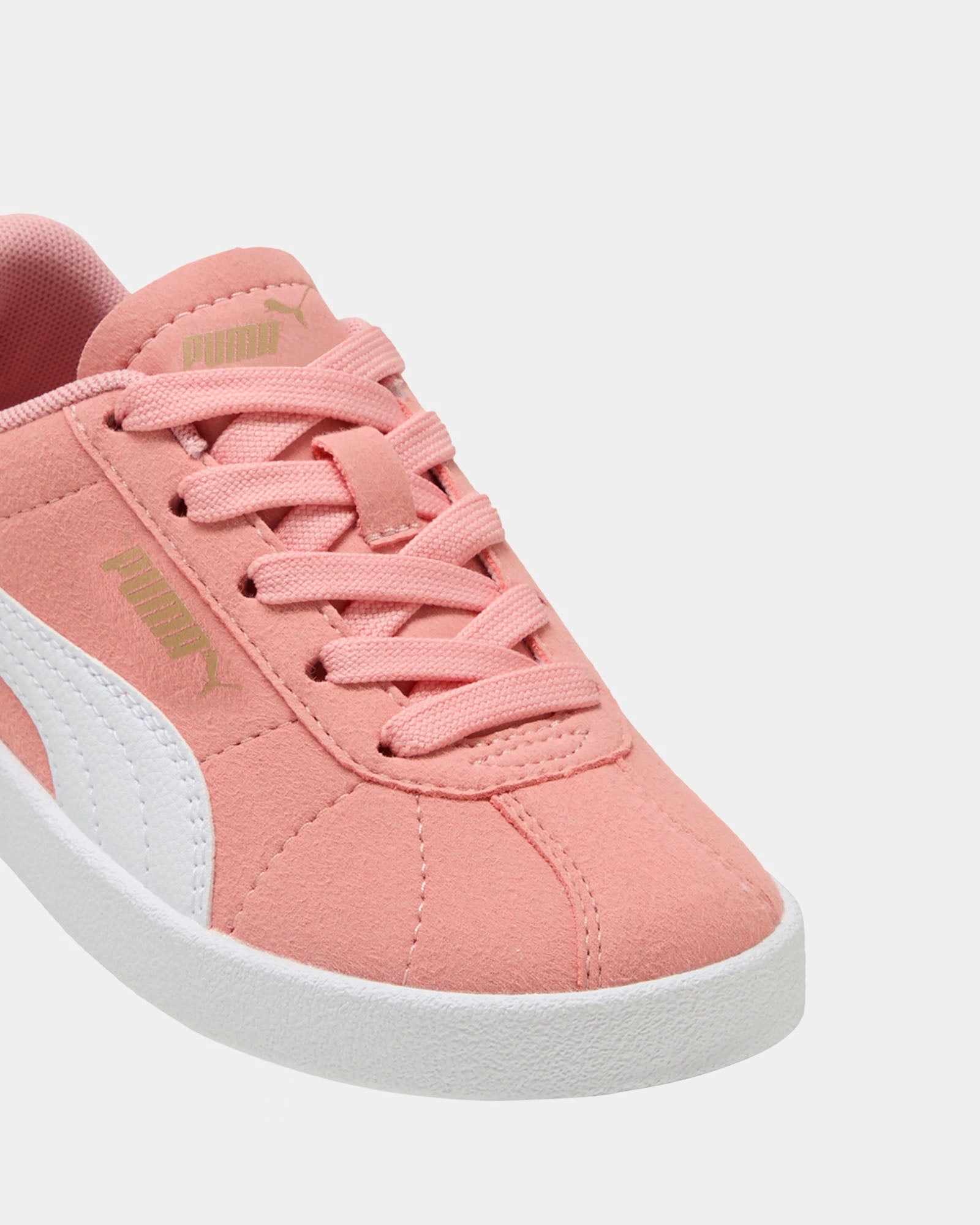 Puma Club Ii Ps G Pink/White Raffia Woven Summer Bag, Bold And Unique, Quick Access Features