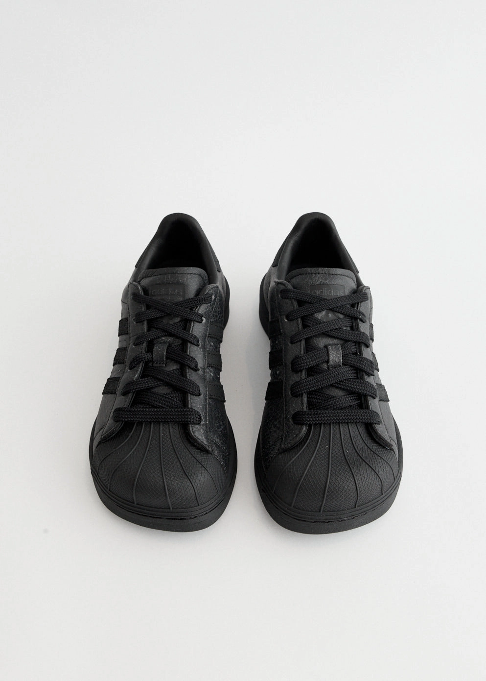 x Avavav Women's Modified Superstar 'Black' Sneakers Mini Handbag For Evening Events